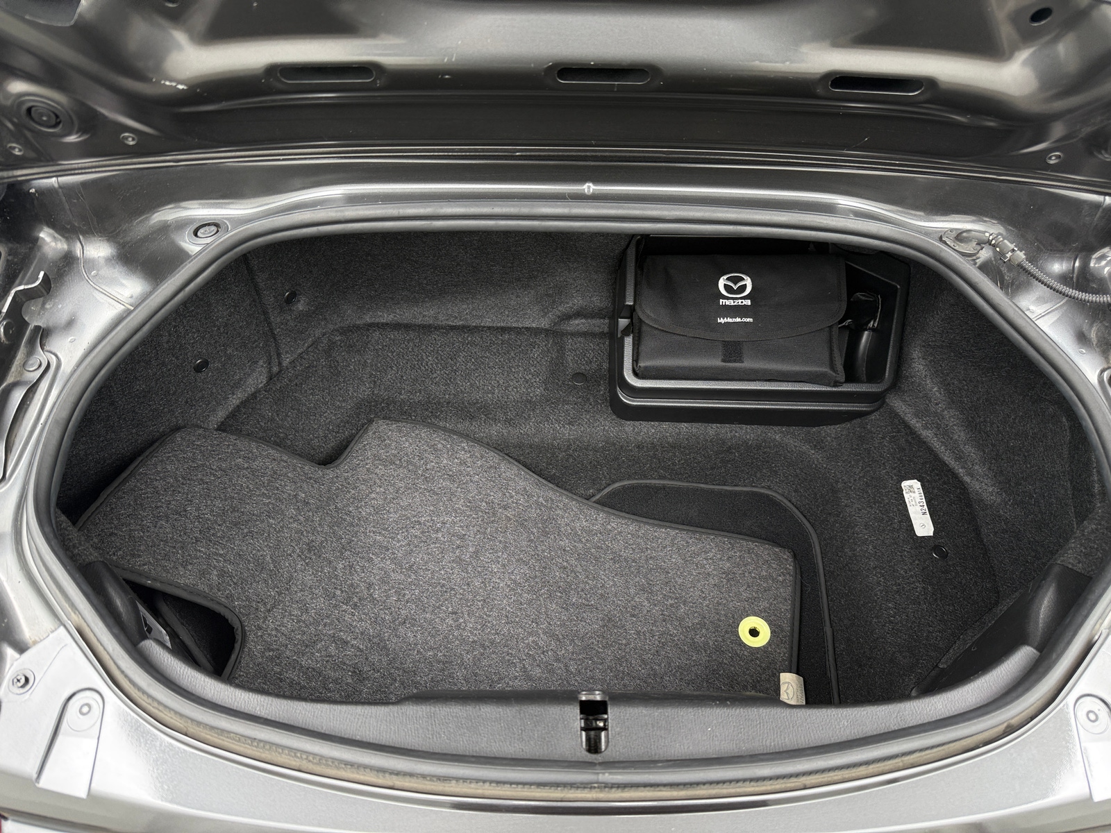 Thumbnail: 2017 Mazda MX-5 Miata - 5