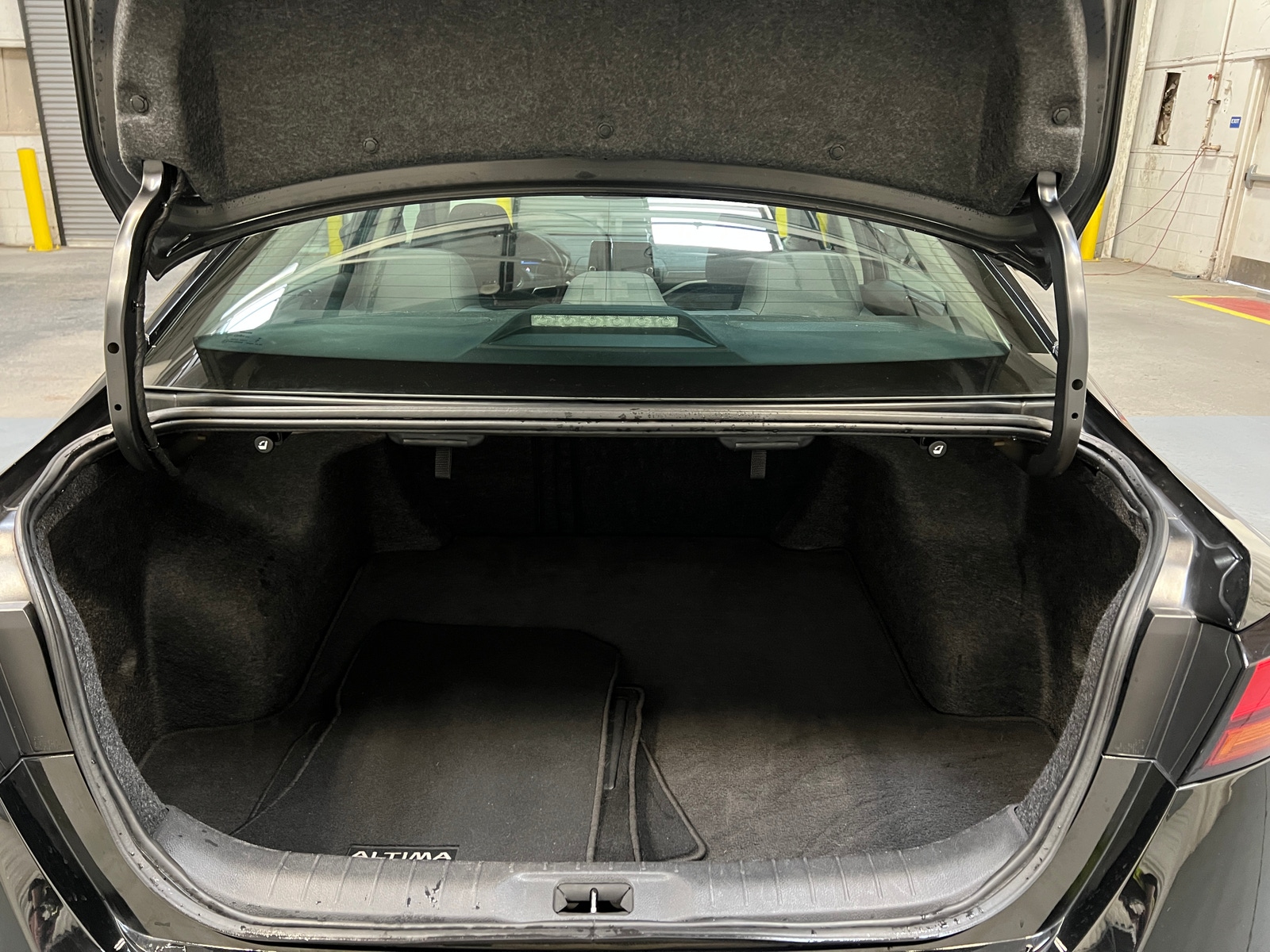 Thumbnail: 2024 Nissan Altima - 7