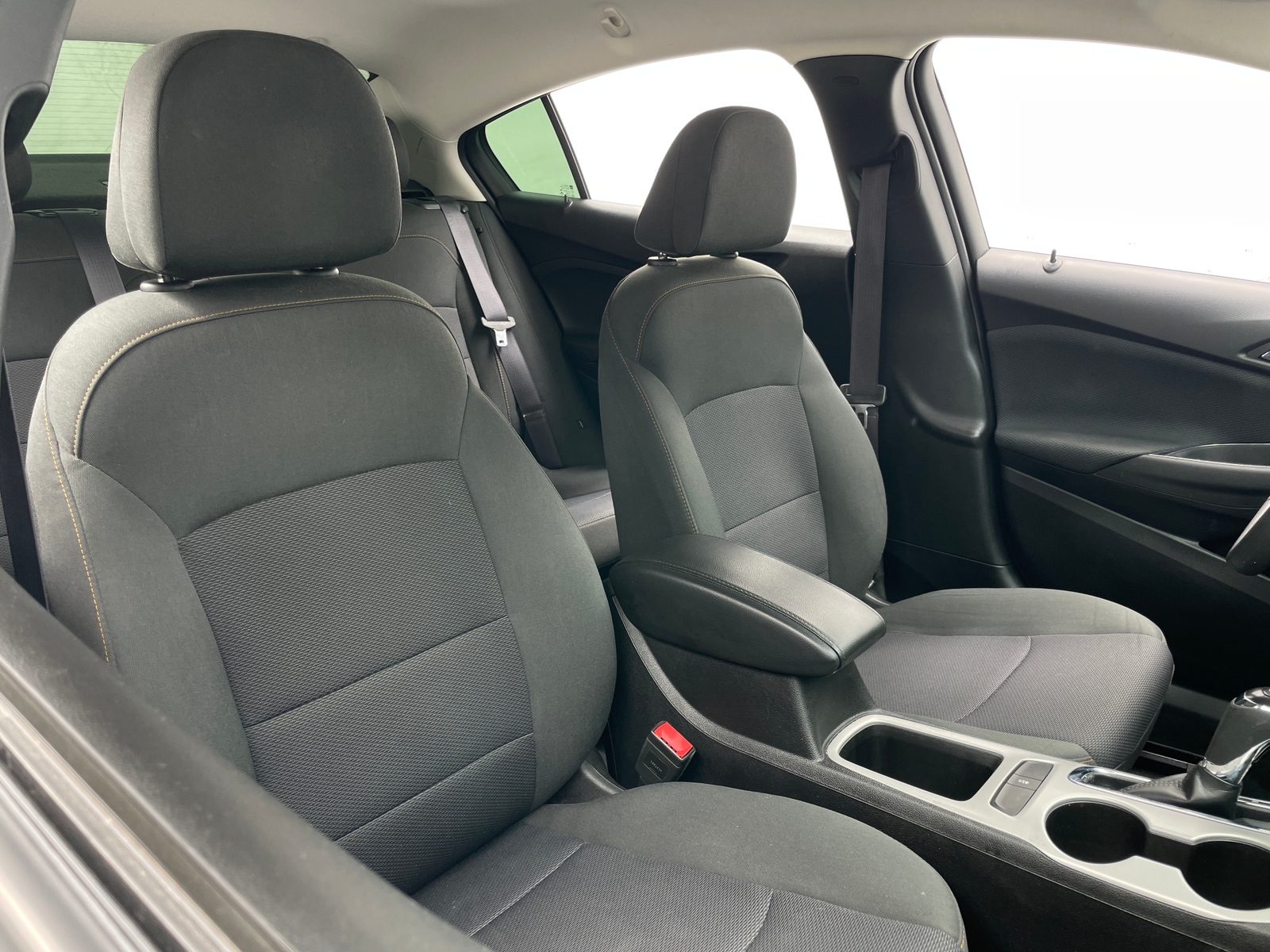 Thumbnail: 2017 Chevrolet Cruze - 2