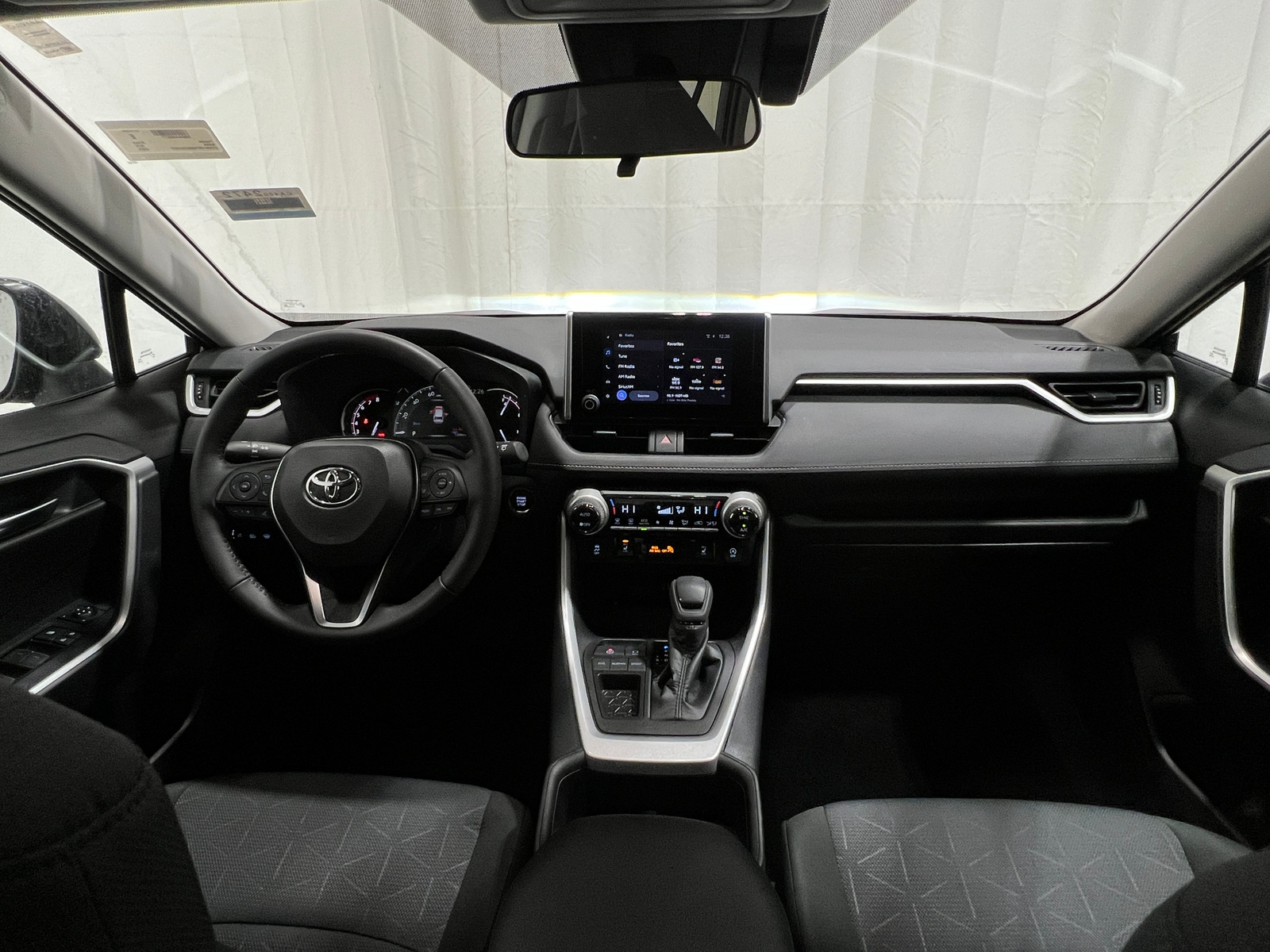 Thumbnail: 2025 Toyota RAV4 - 3