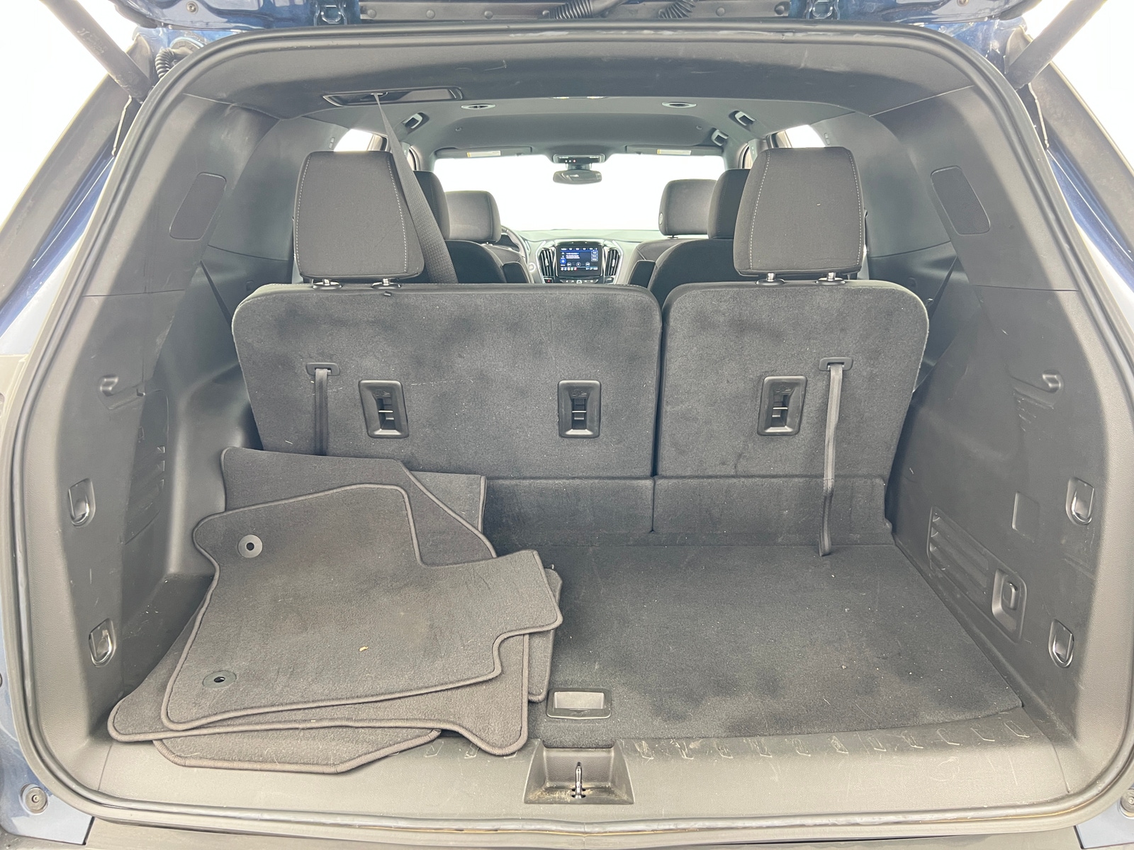 Thumbnail: 2023 Chevrolet Traverse - 7