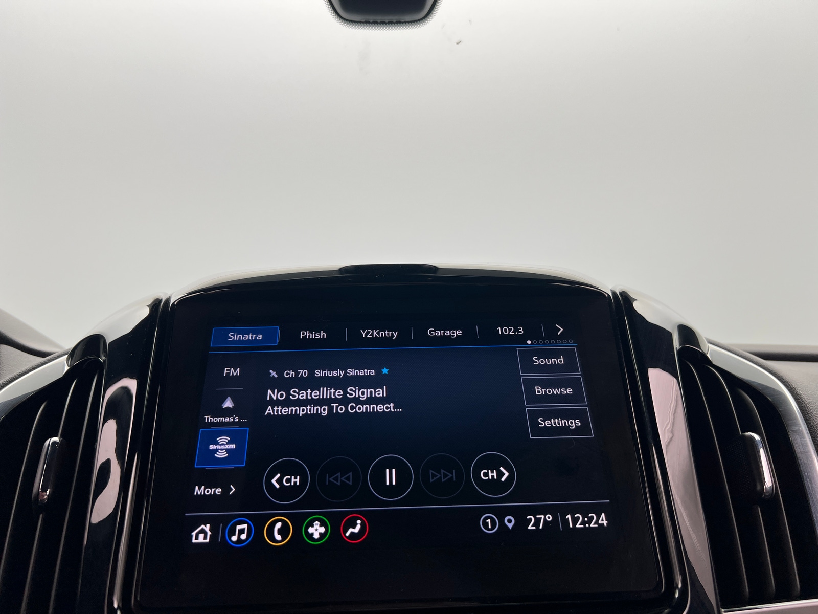 Thumbnail: 2023 Chevrolet Traverse - 4