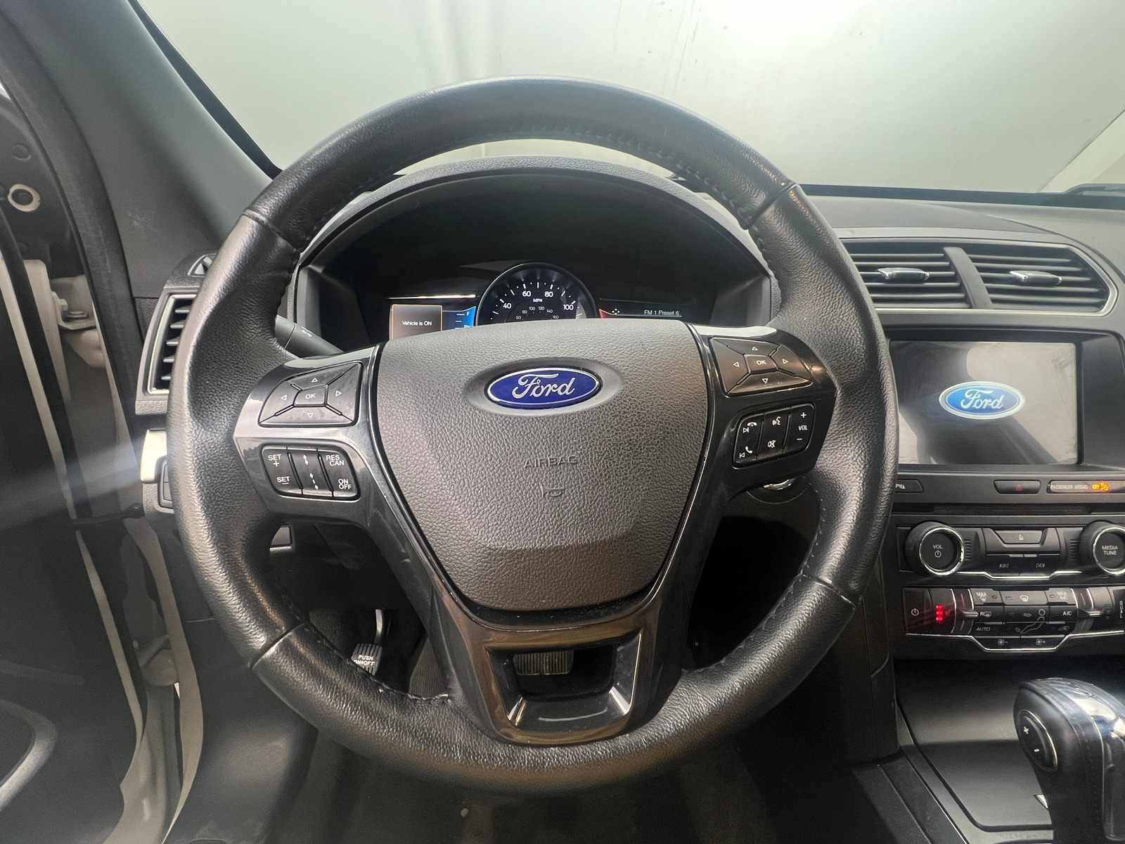 Thumbnail: 2018 Ford Explorer - 4