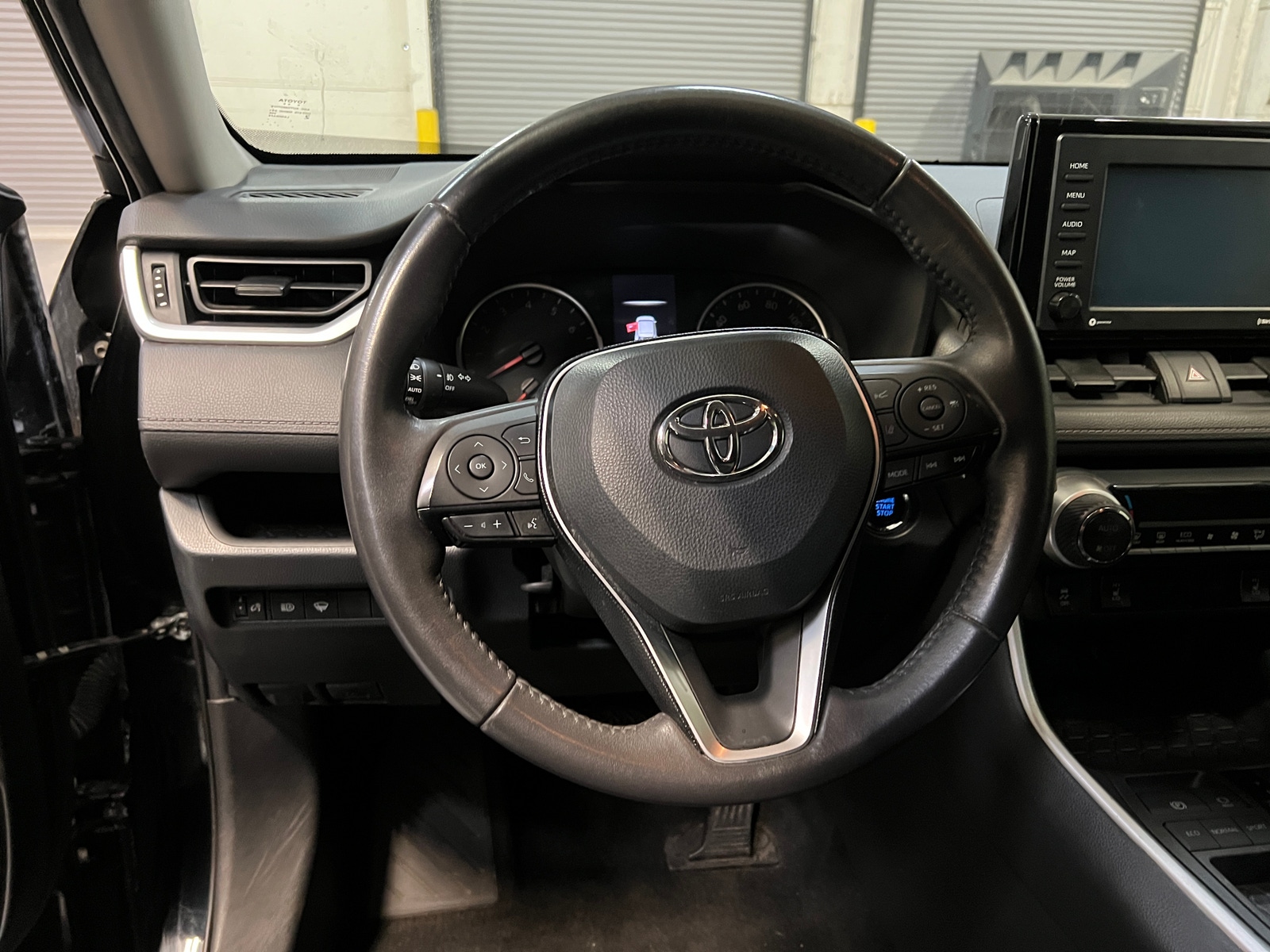 Thumbnail: 2020 Toyota RAV4 - 5