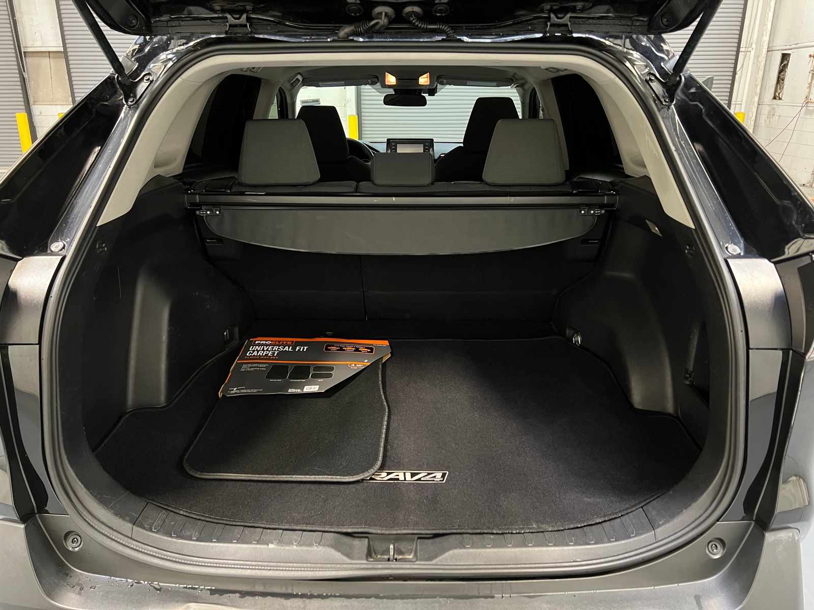 Thumbnail: 2020 Toyota RAV4 - 7