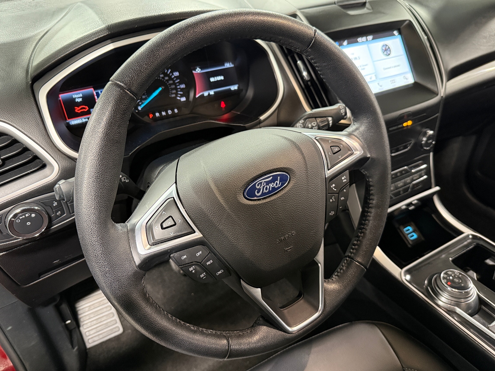 Thumbnail: 2019 Ford Edge - 5