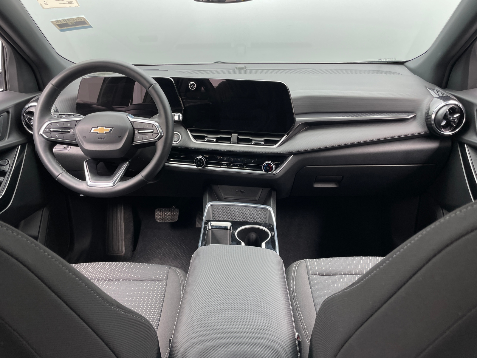 Thumbnail: 2025 Chevrolet Equinox - 3