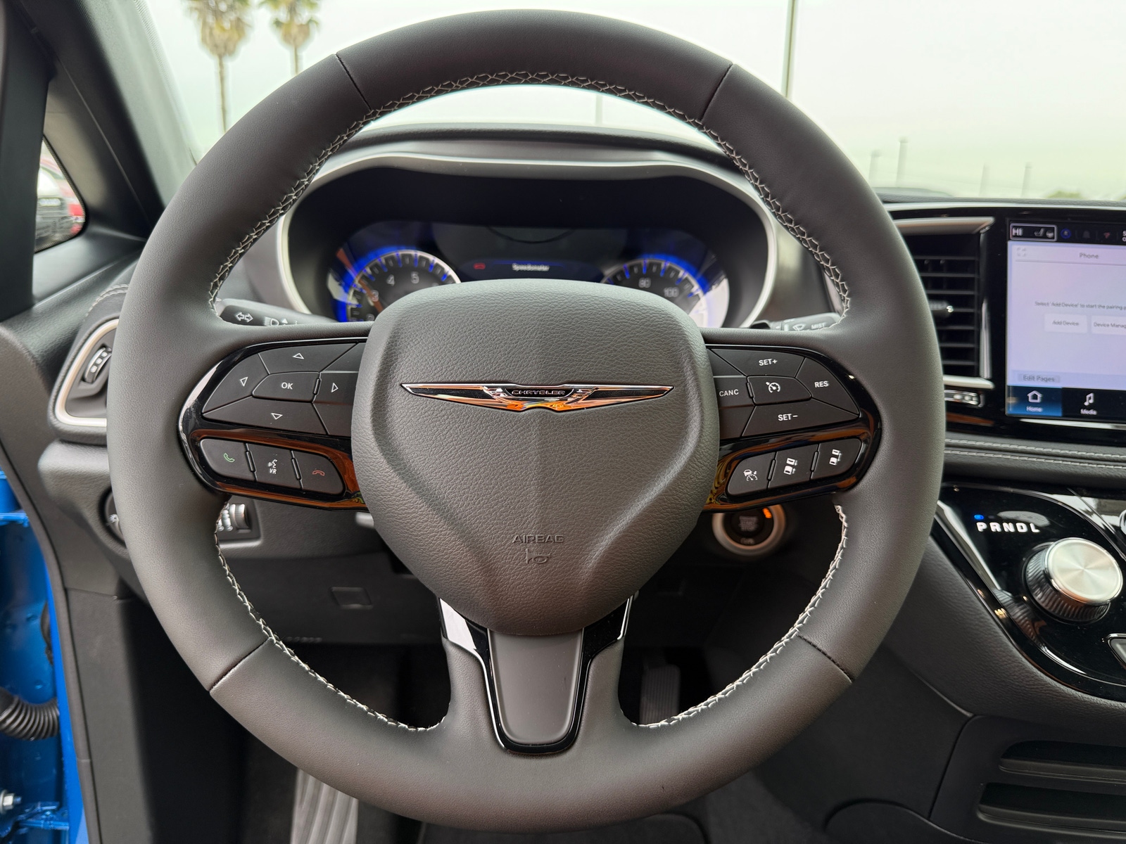 Thumbnail: 2026 Chrysler Pacifica - 4