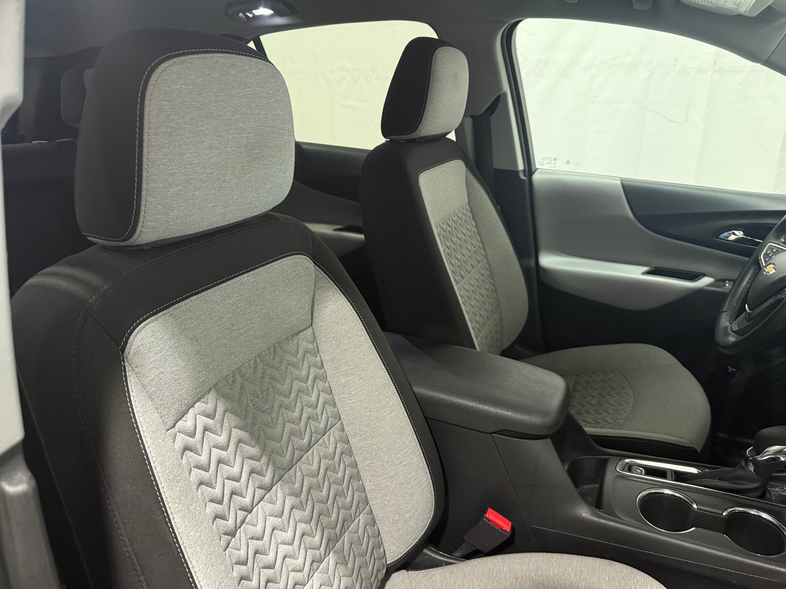 Thumbnail: 2023 Chevrolet Equinox - 2