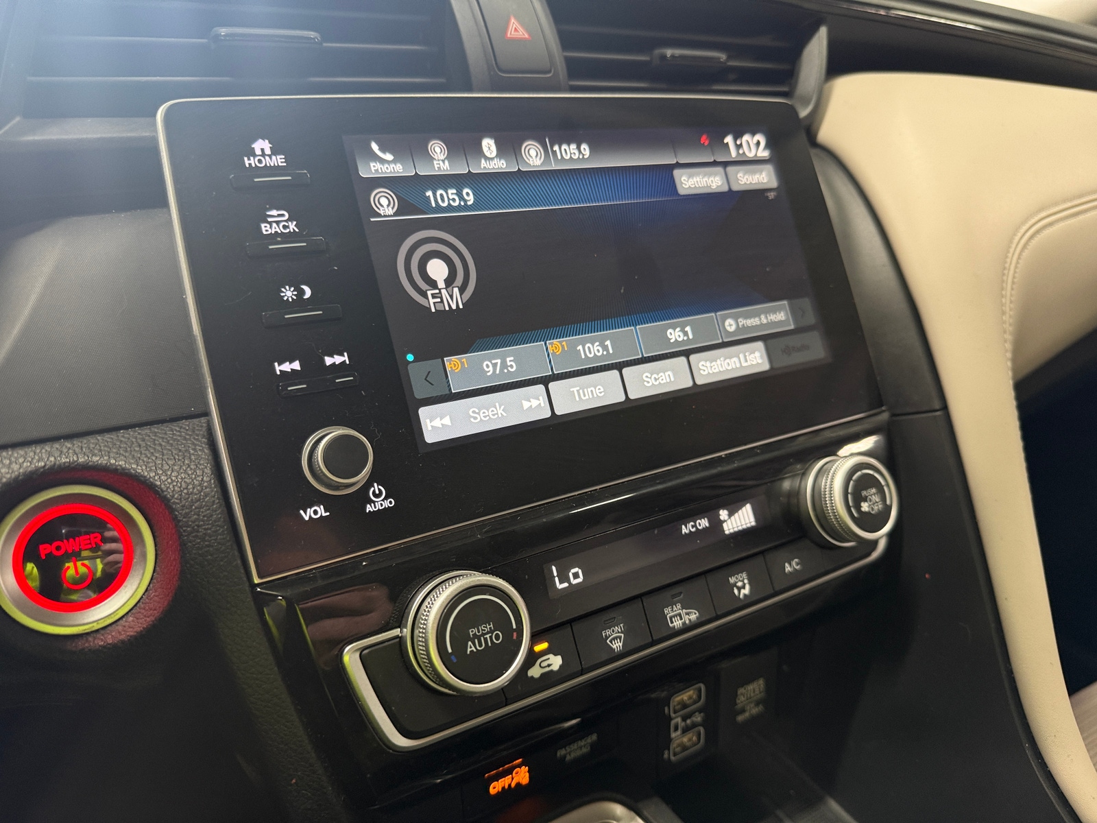 Thumbnail: 2019 Honda Insight - 4