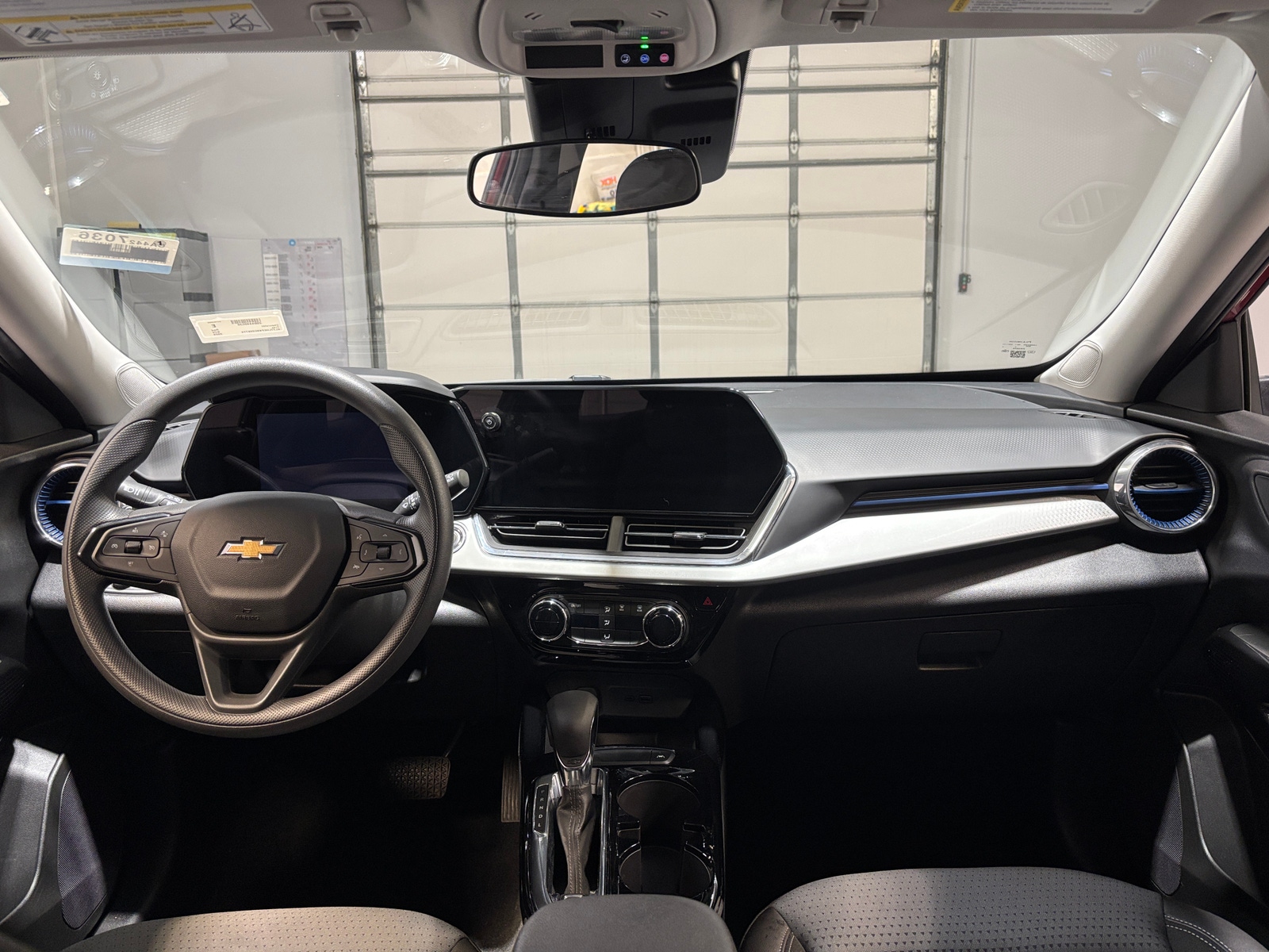 Thumbnail: 2025 Chevrolet Trax - 3