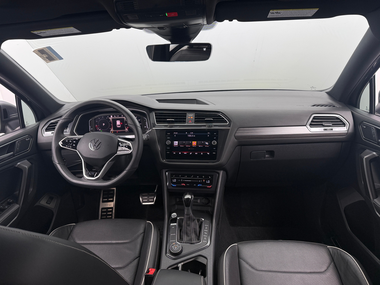 Thumbnail: 2022 Volkswagen Tiguan - 2