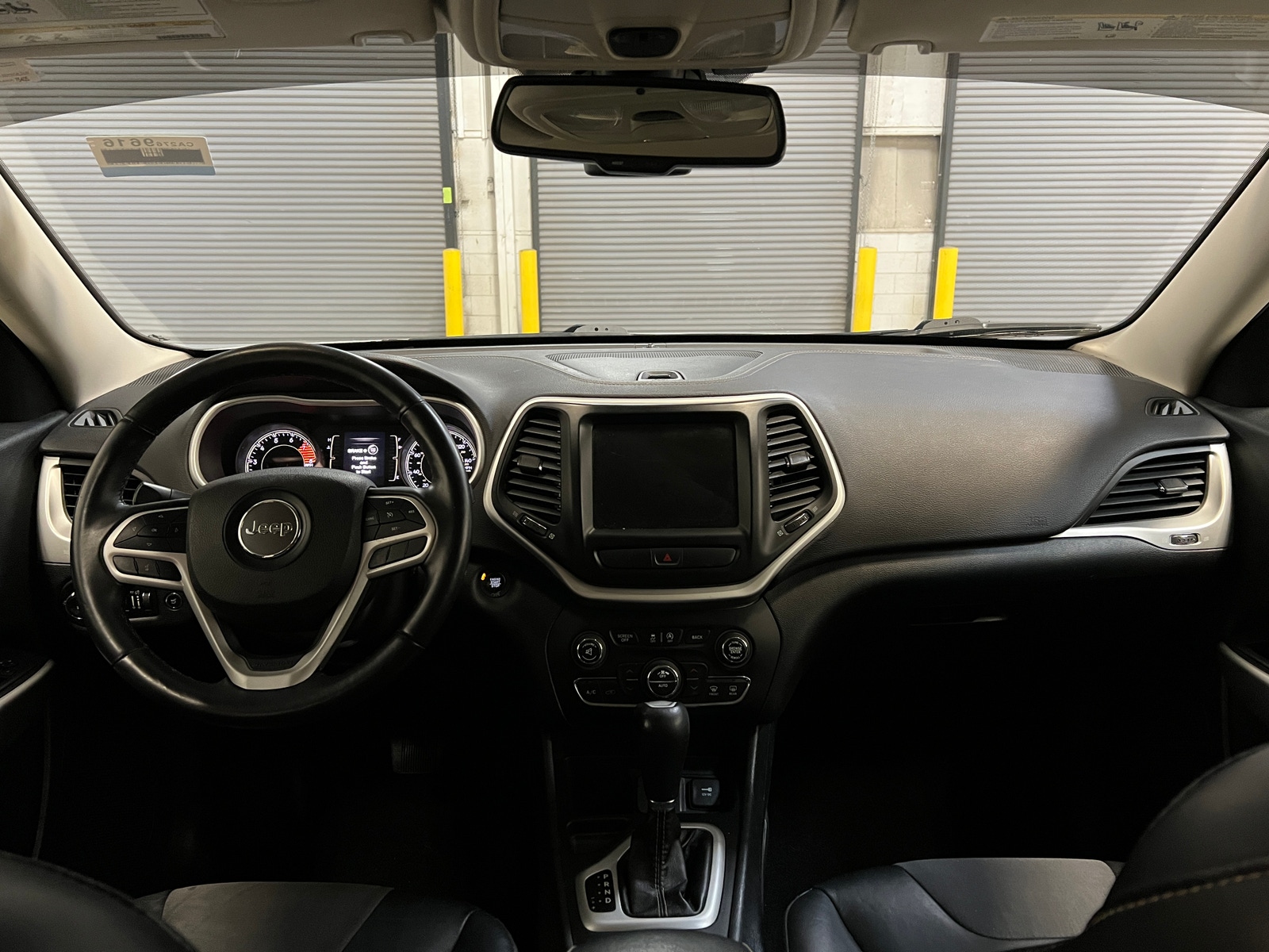 Thumbnail: 2018 Jeep Cherokee - 2