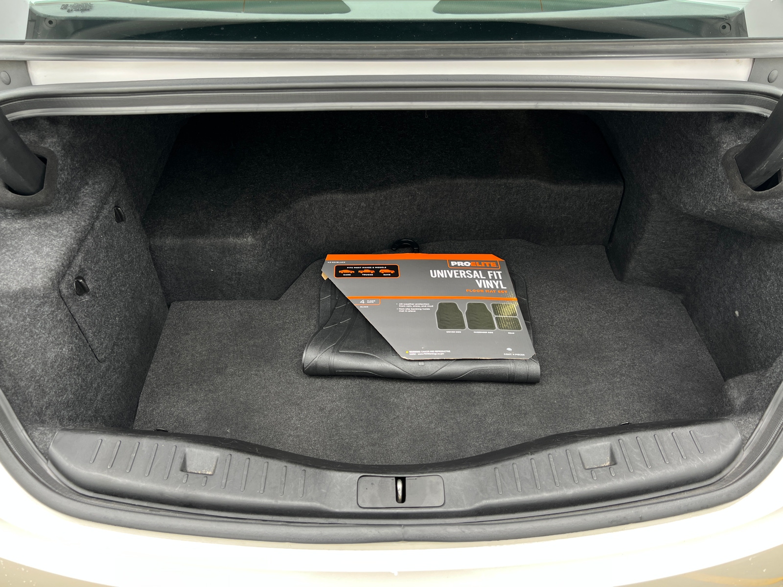 Thumbnail: 2014 Lincoln MKZ - 6