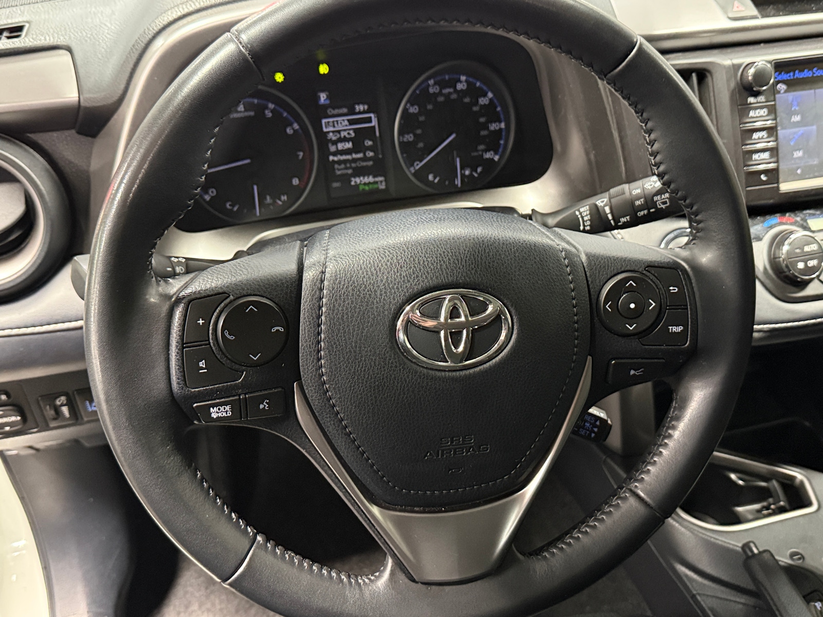 Thumbnail: 2018 Toyota RAV4 - 5