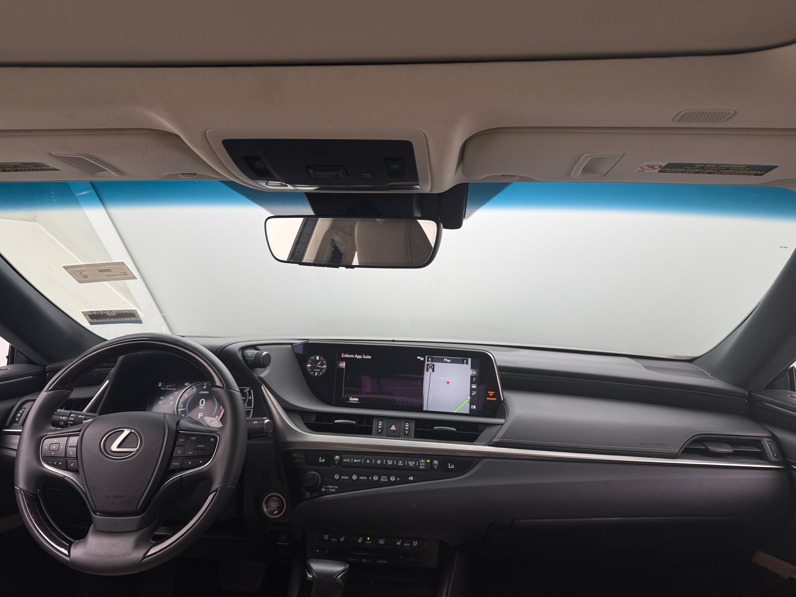 Thumbnail: 2020 Lexus ES - 2