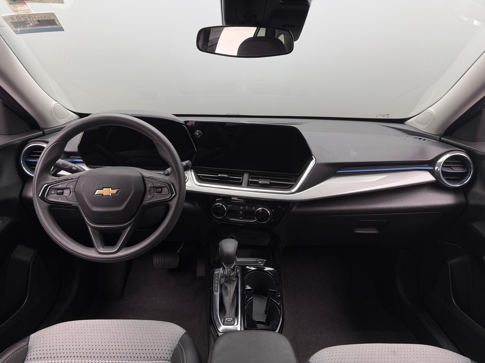 Thumbnail: 2025 Chevrolet Trax - 3
