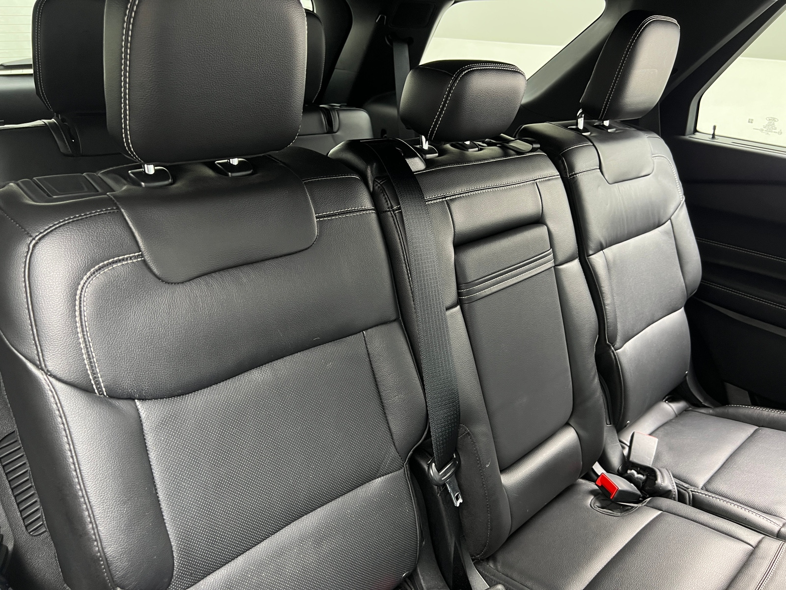 Thumbnail: 2022 Ford Explorer - 5