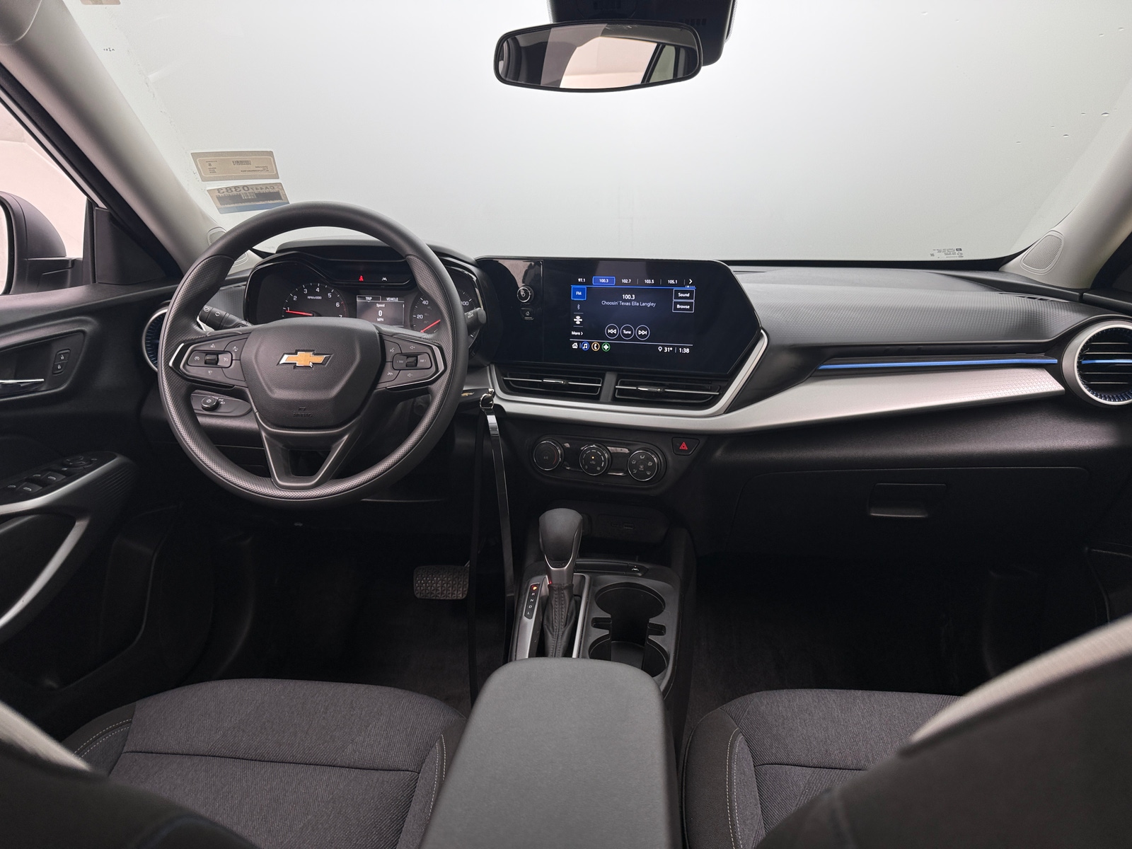 Thumbnail: 2024 Chevrolet Trax - 3