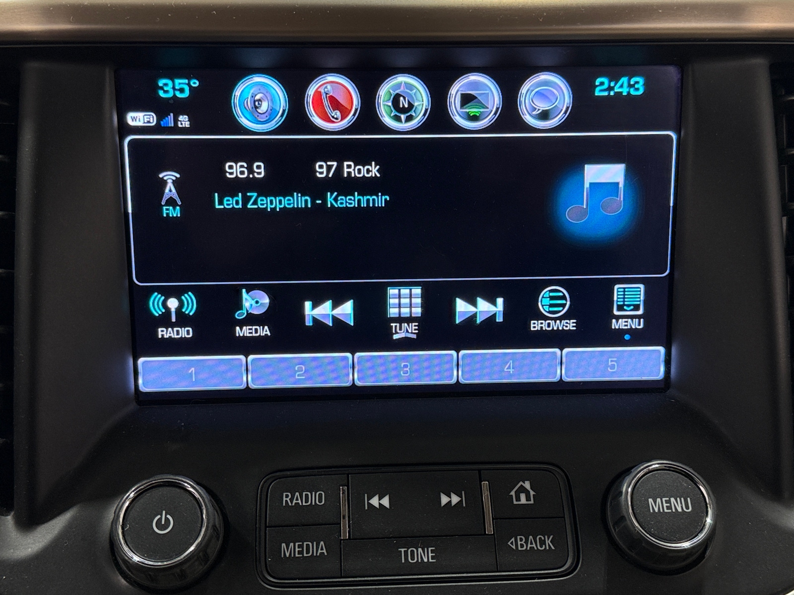 Thumbnail: 2018 GMC Acadia - 3