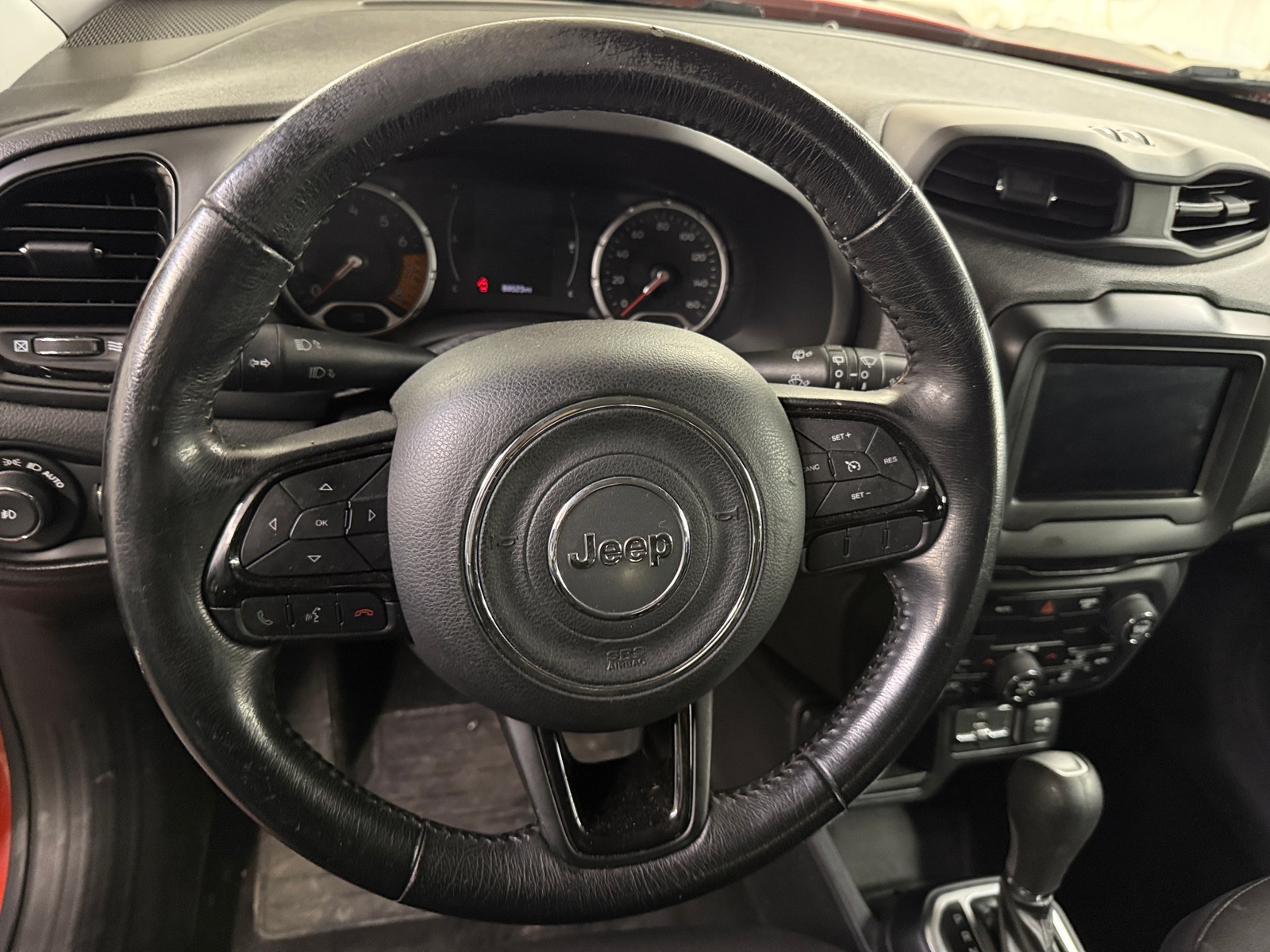 Thumbnail: 2019 Jeep Renegade - 5