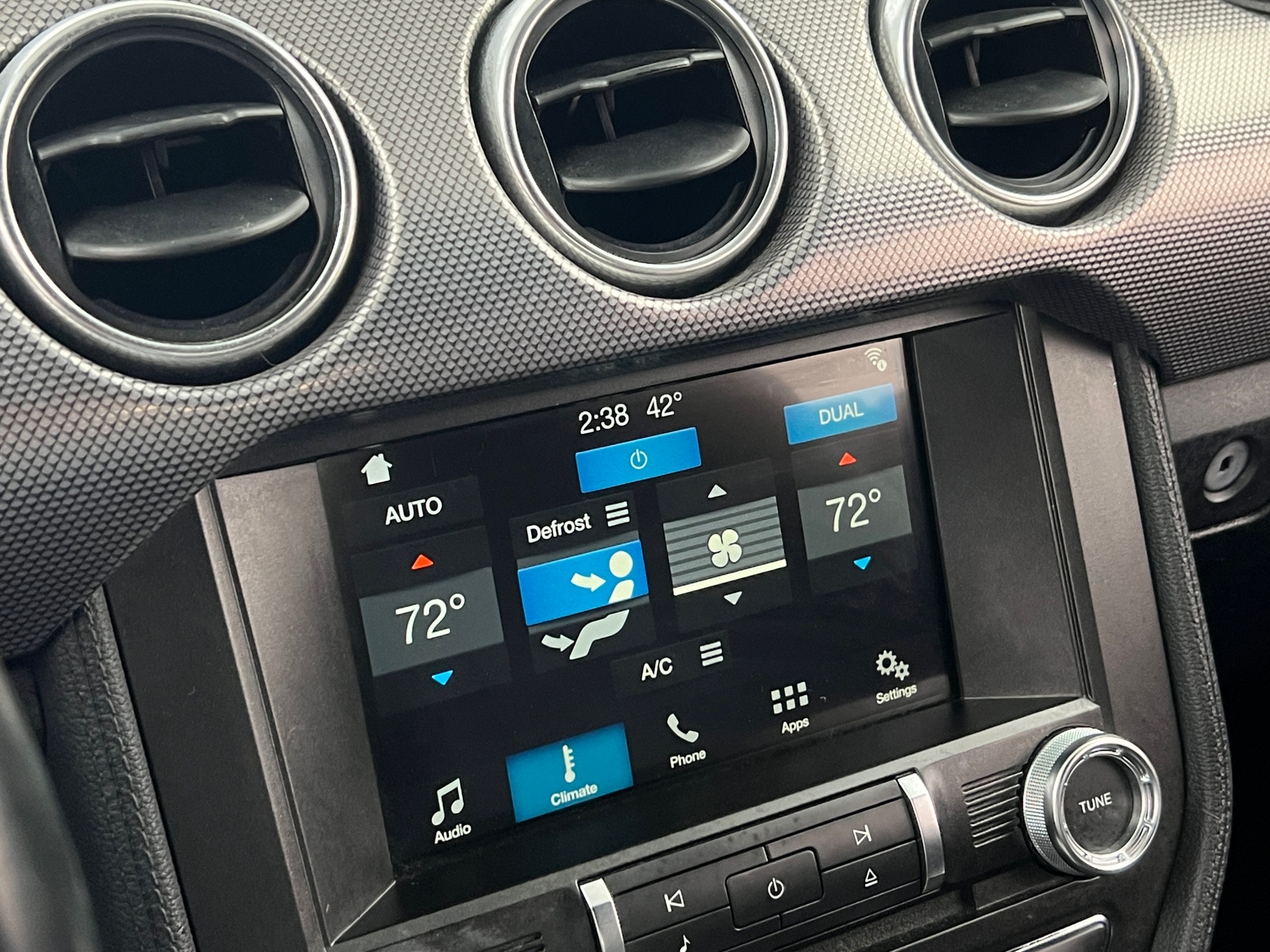 Thumbnail: 2018 Ford Mustang - 4