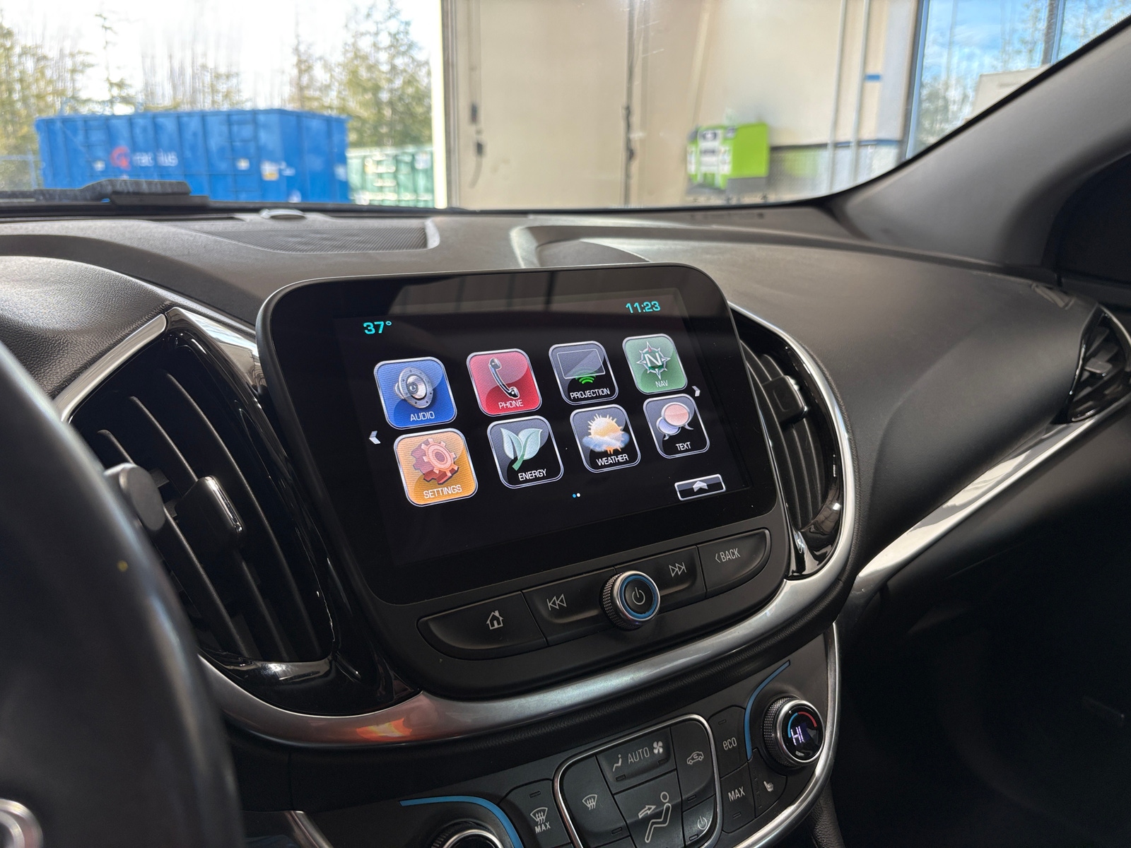 Thumbnail: 2017 Chevrolet Volt - 4