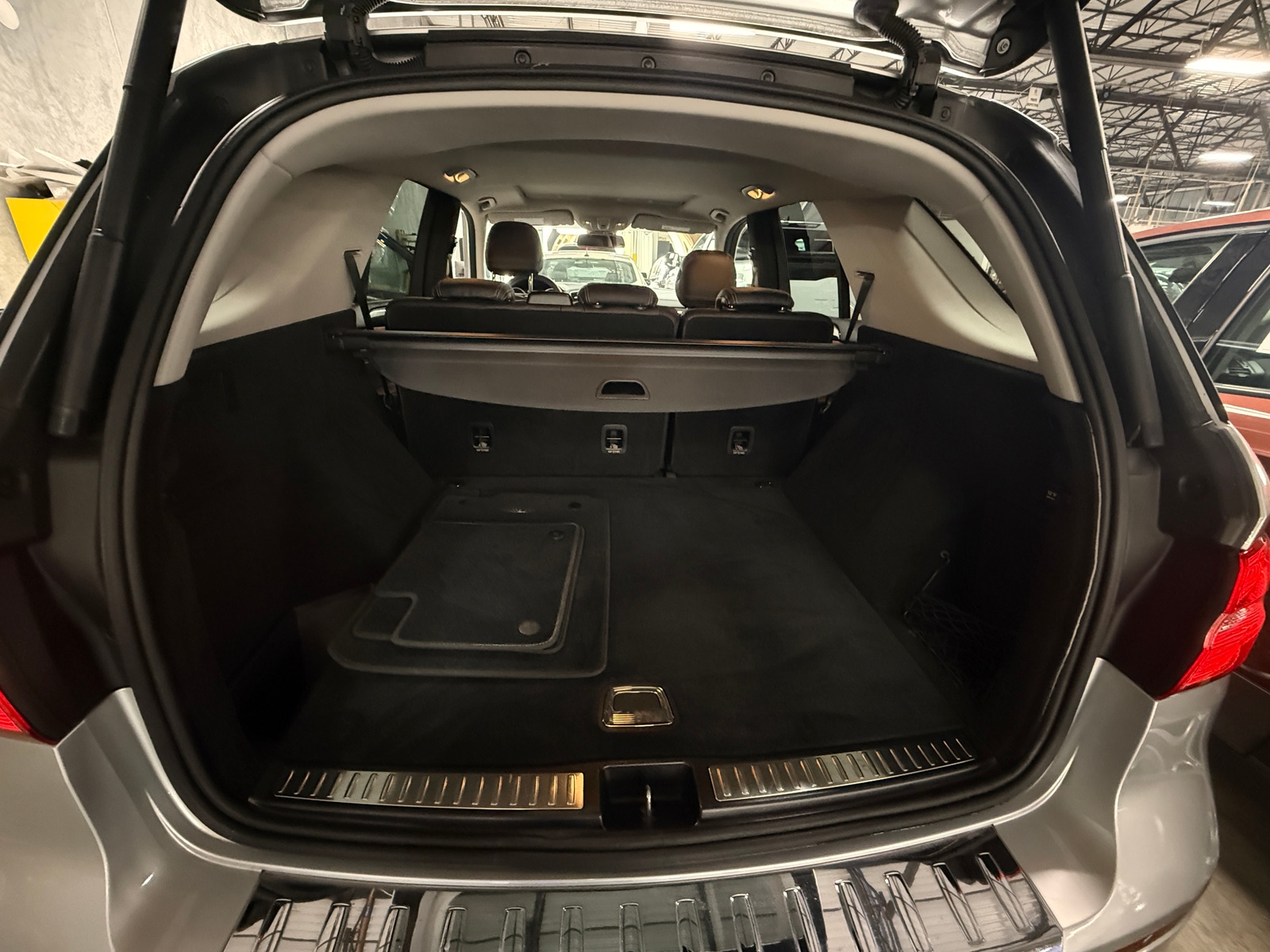 Thumbnail: 2015 Mercedes-Benz M-Class - 6