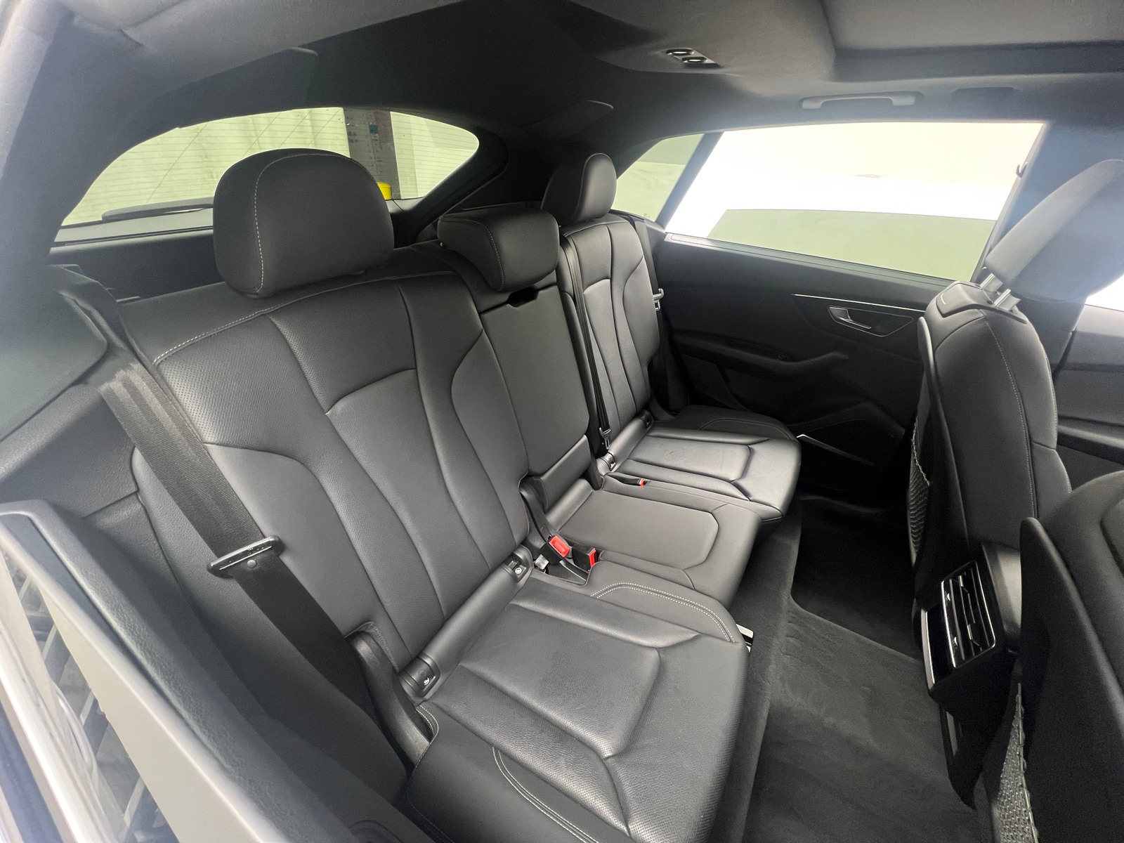 Thumbnail: 2021 Audi Q8 - 5