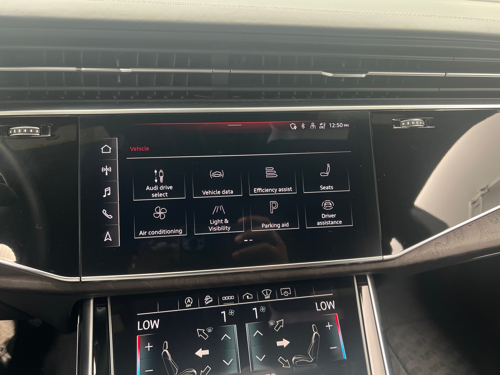 Thumbnail: 2021 Audi Q8 - 3