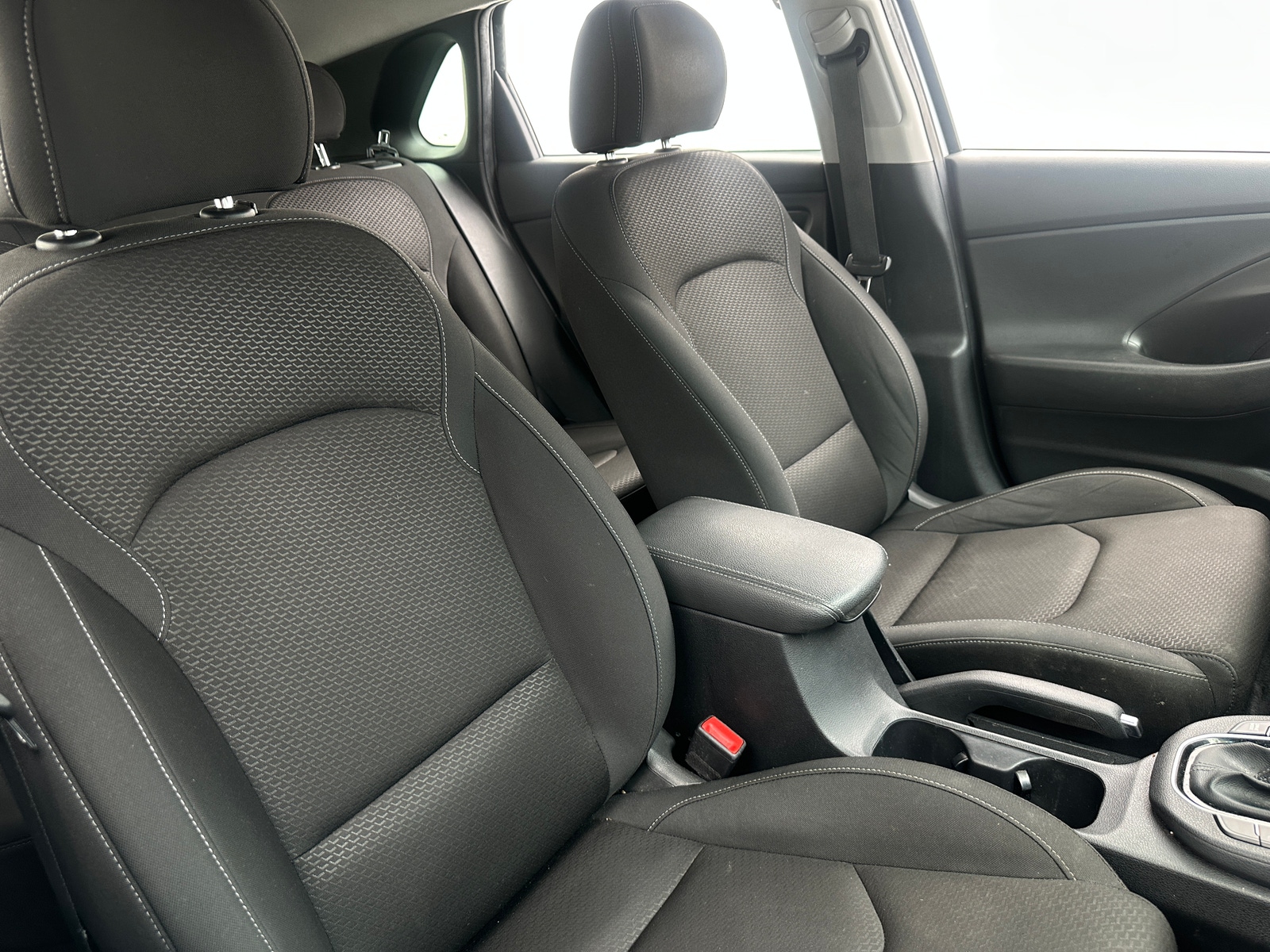 Thumbnail: 2020 Hyundai Elantra - 2