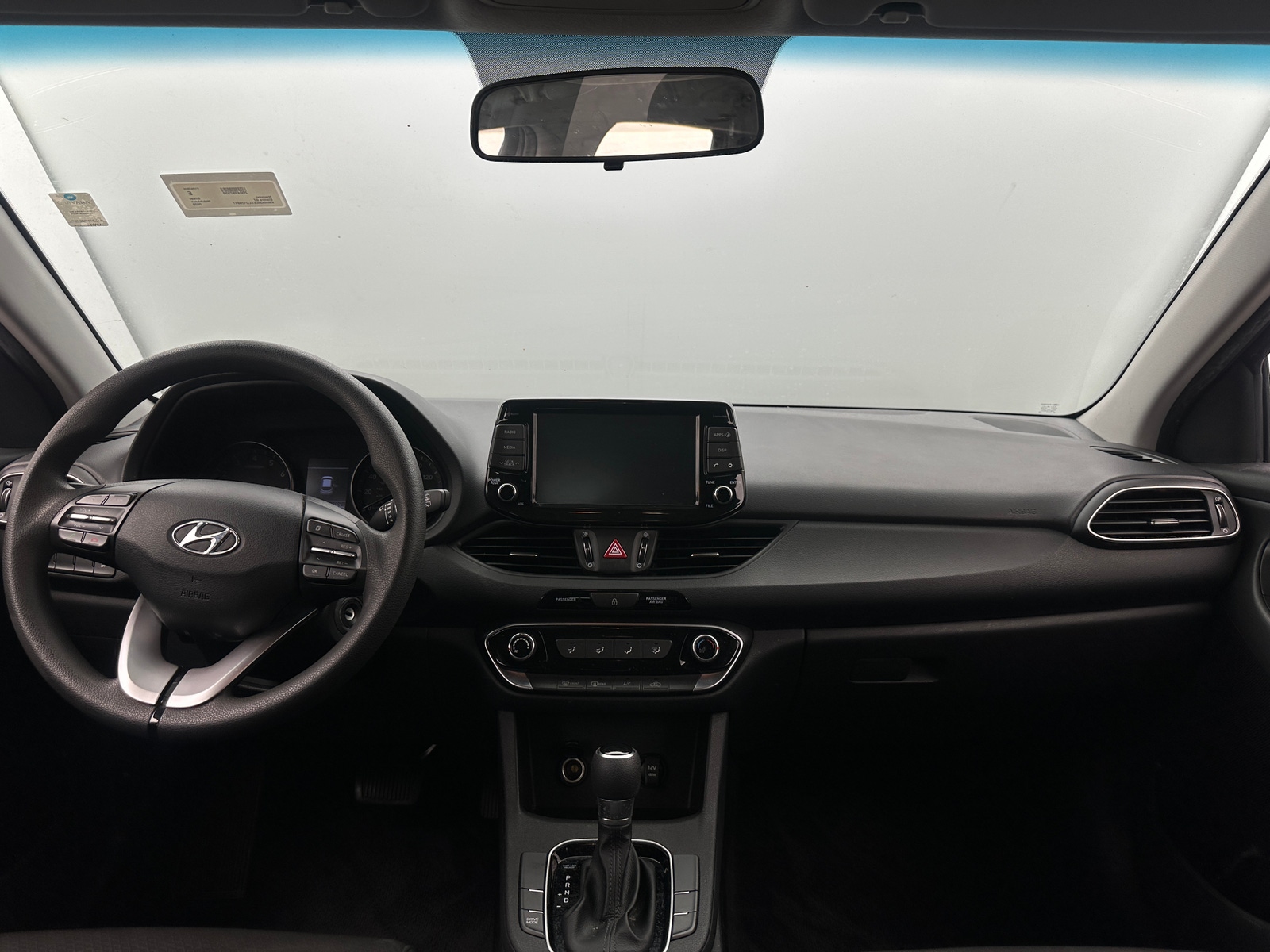 Thumbnail: 2020 Hyundai Elantra - 3