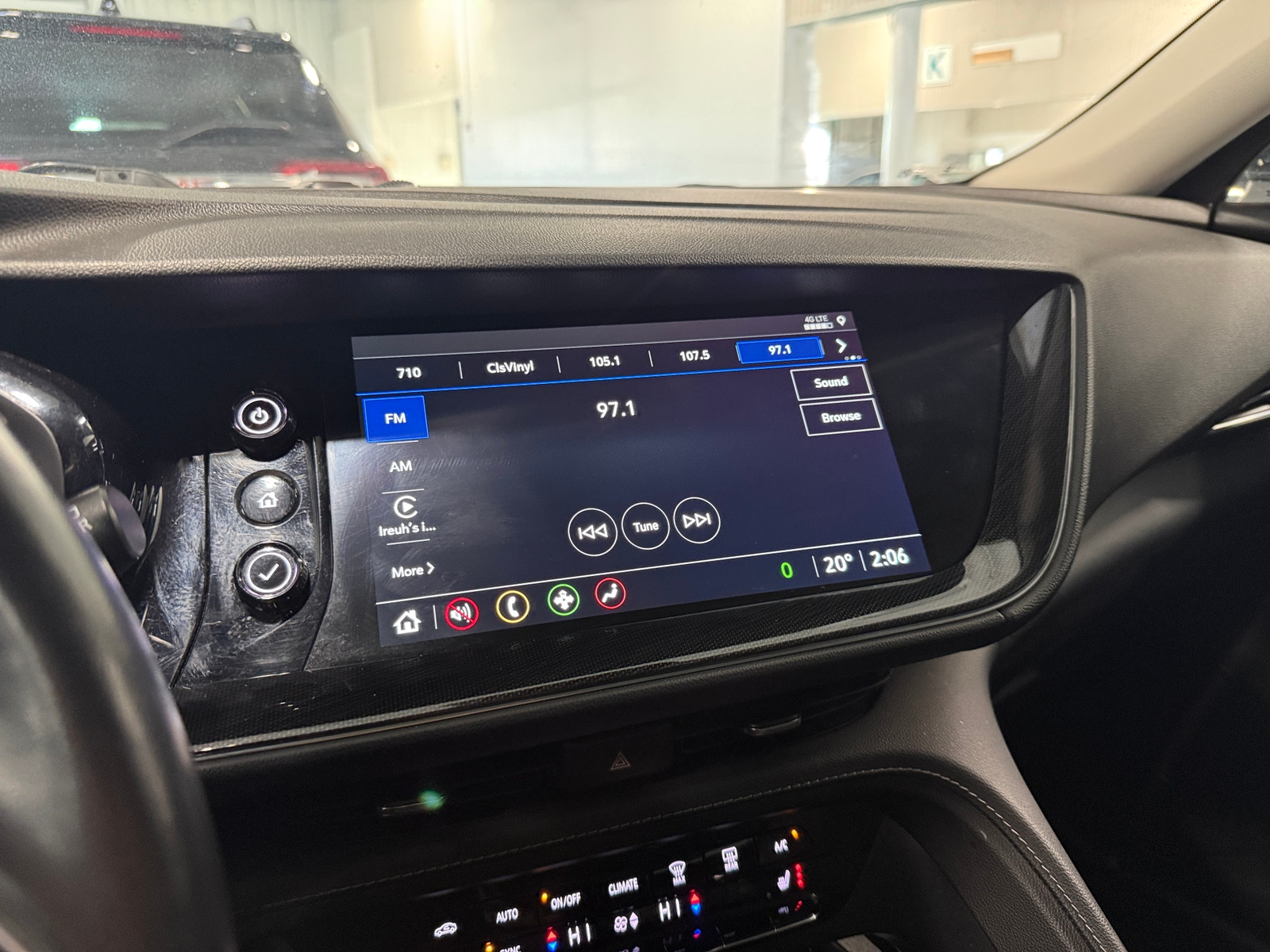 Thumbnail: 2023 Buick Envision - 4