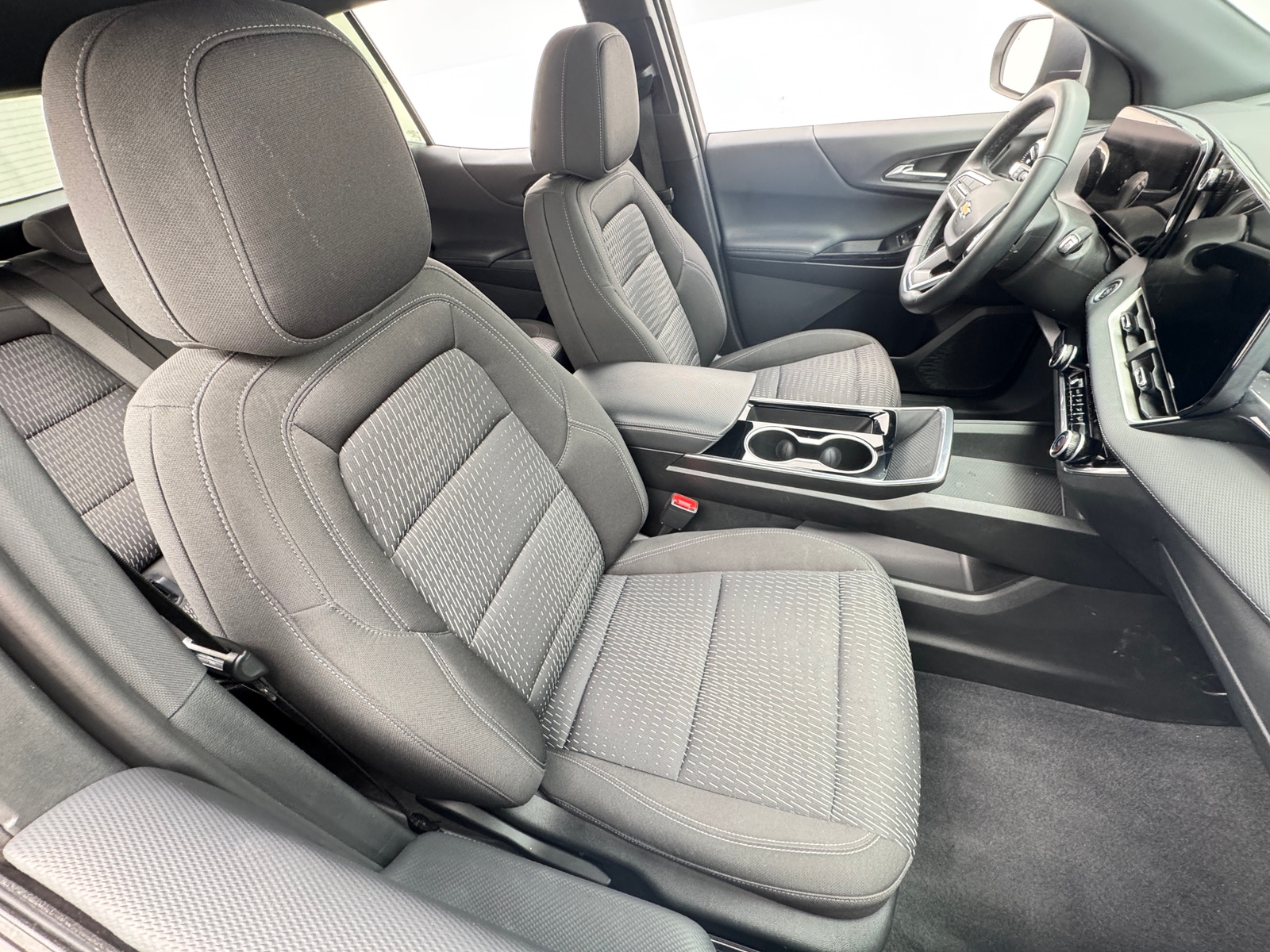 Thumbnail: 2025 Chevrolet Equinox - 2