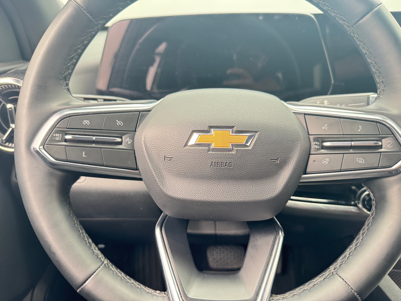 Thumbnail: 2025 Chevrolet Equinox - 5