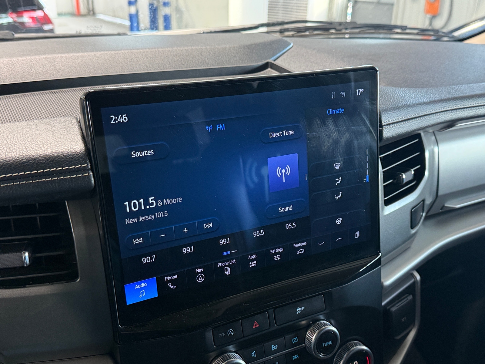 Thumbnail: 2024 Ford Expedition MAX - 4