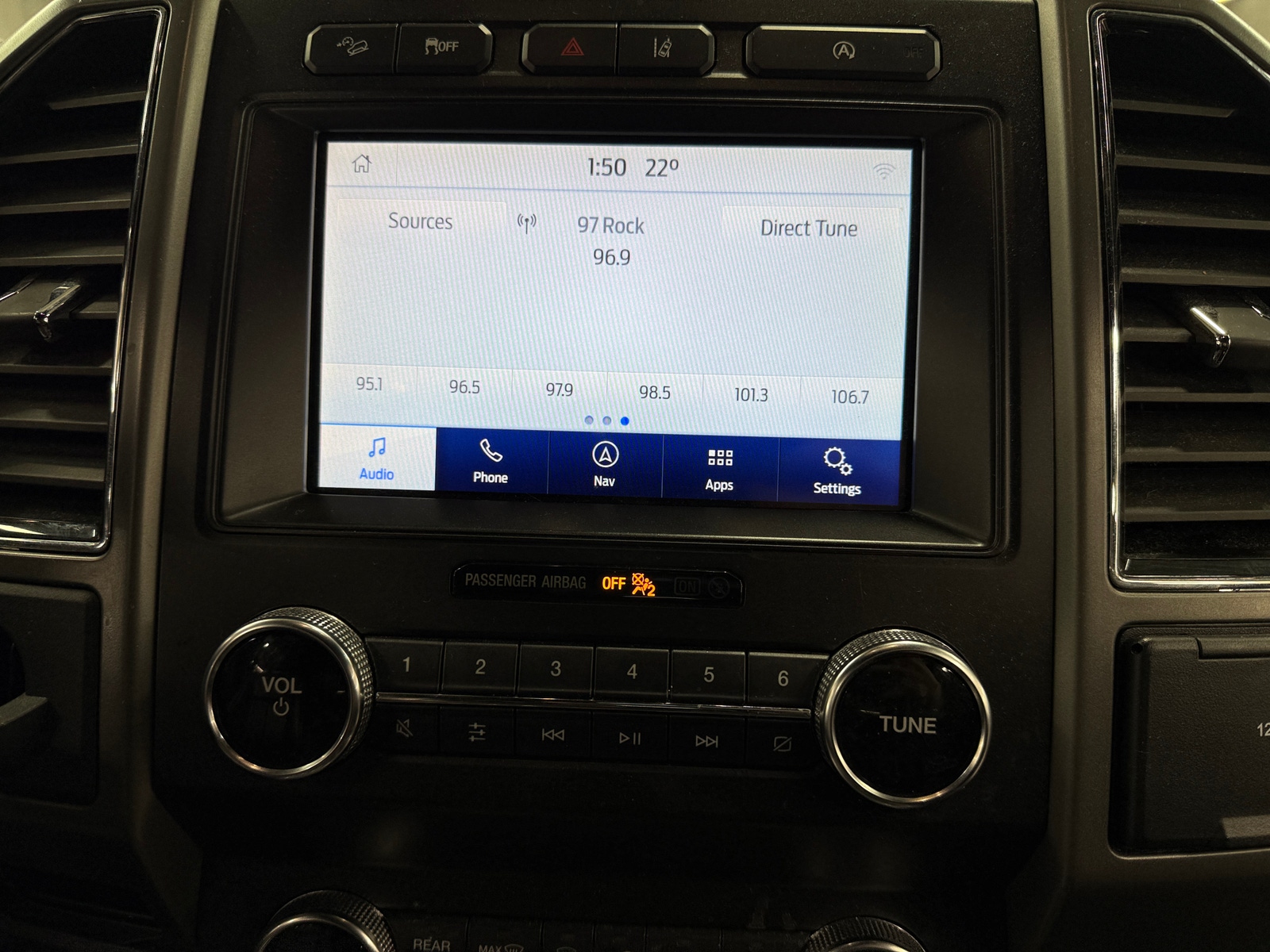 Thumbnail: 2020 Ford Expedition - 3