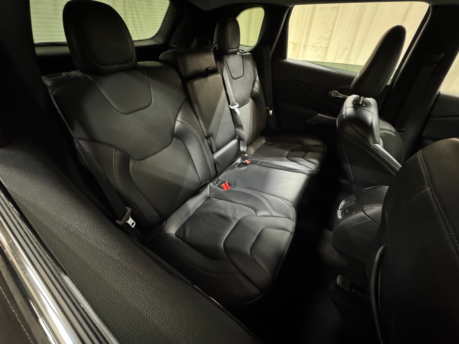 Thumbnail: 2021 Jeep Cherokee - 5