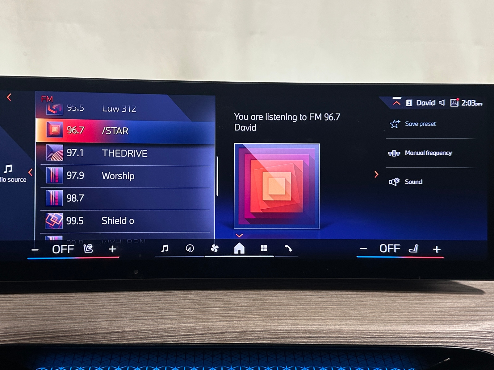 Thumbnail: 2025 BMW i4 - 2