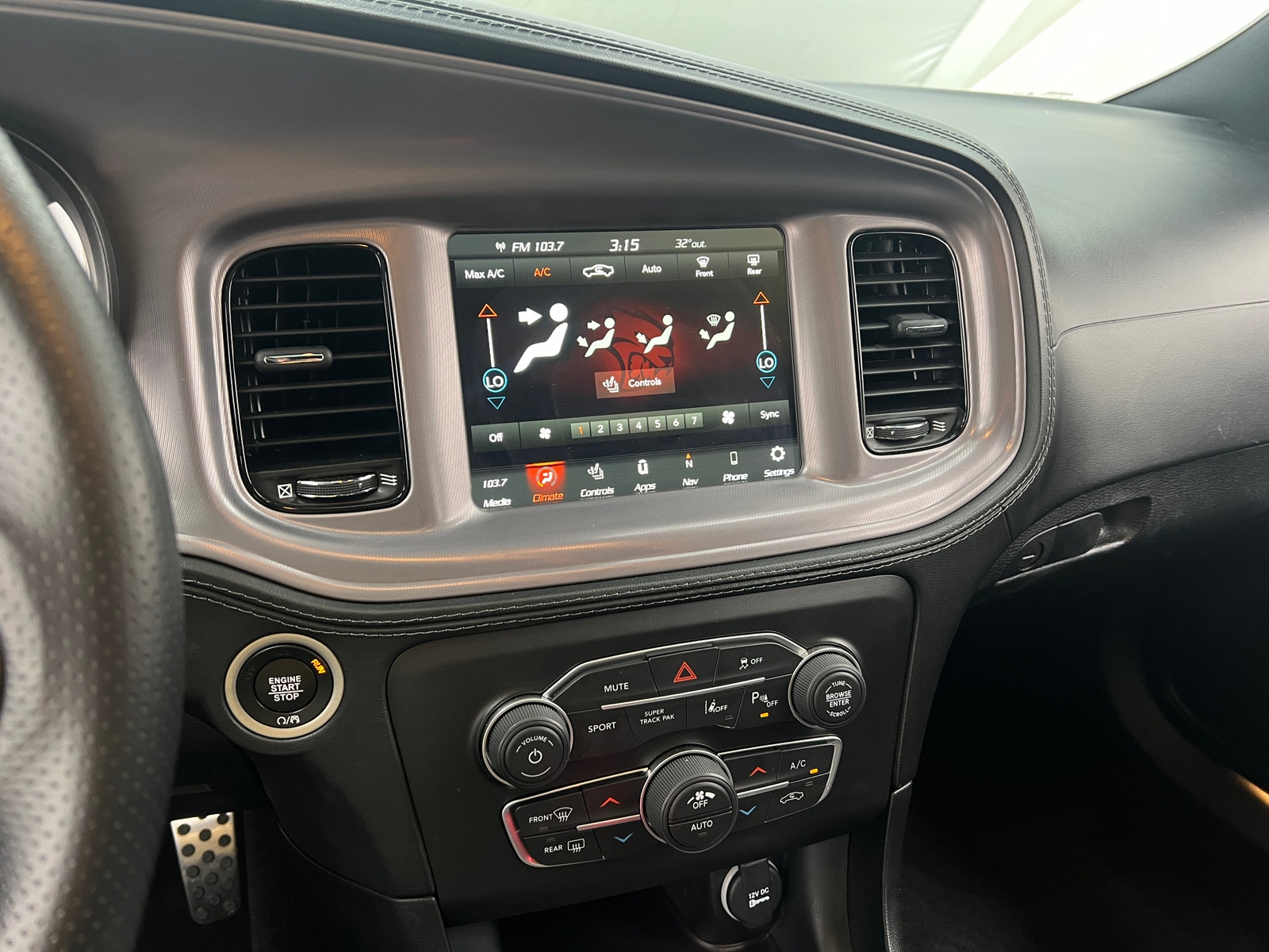 Thumbnail: 2023 Dodge Charger - 3