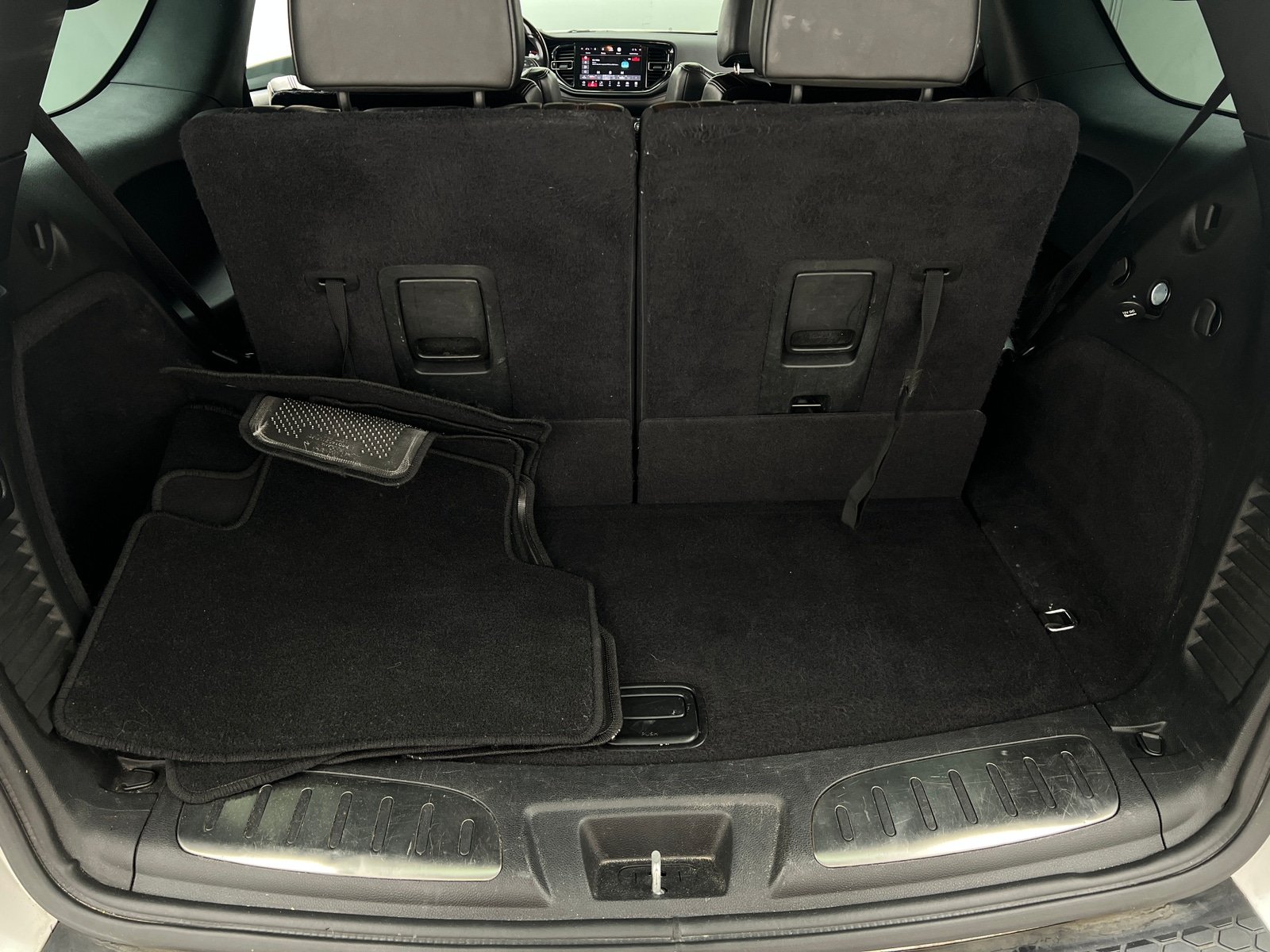 Thumbnail: 2021 Dodge Durango - 6