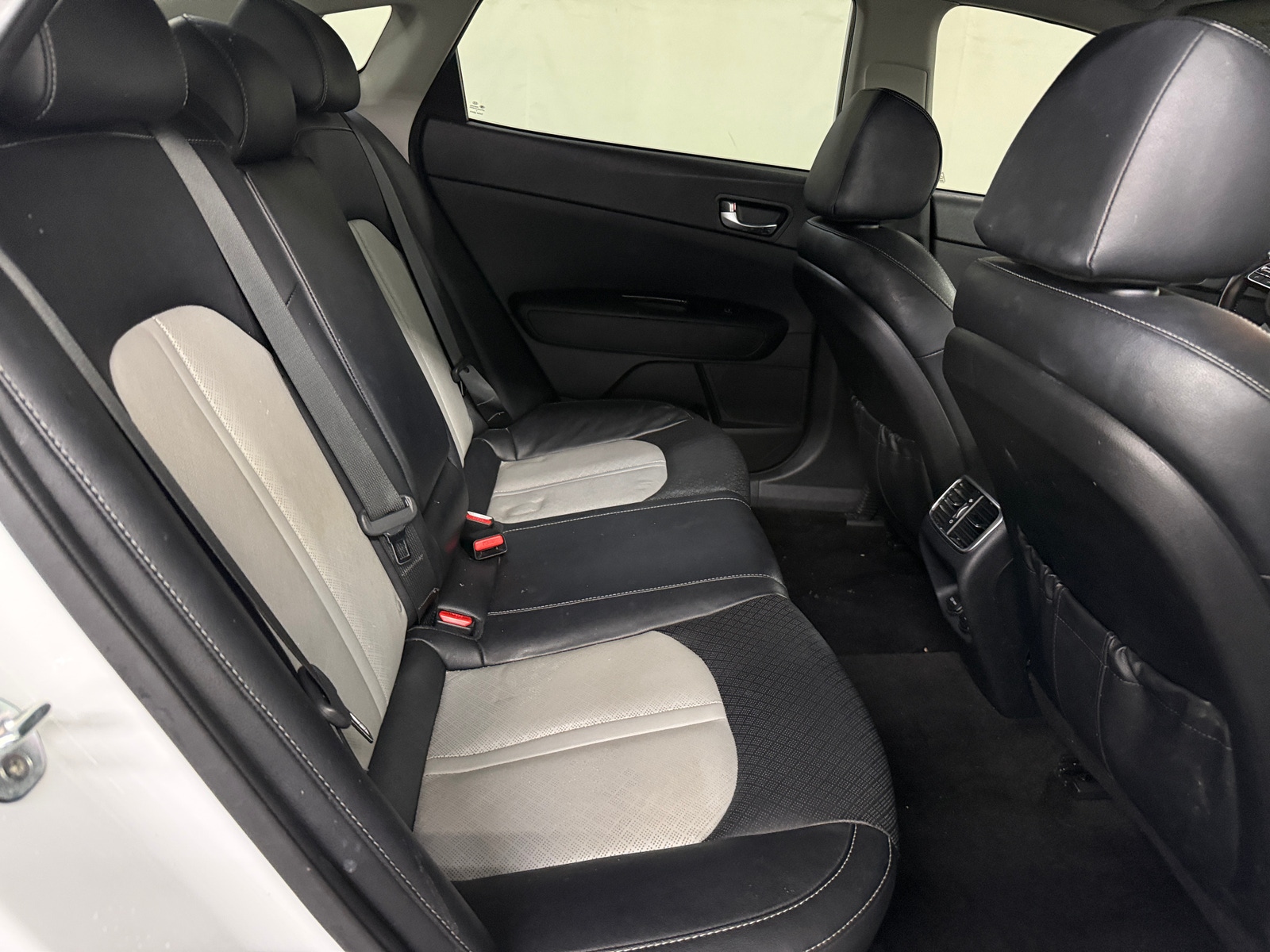 Thumbnail: 2019 Kia Optima - 5