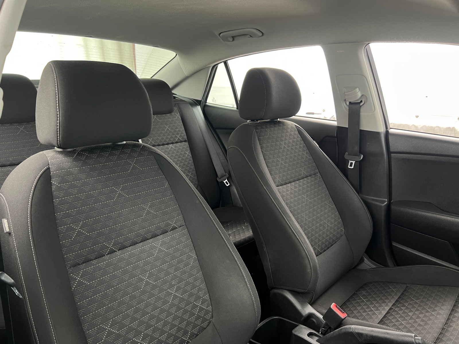 Thumbnail: 2021 Kia Rio - 2