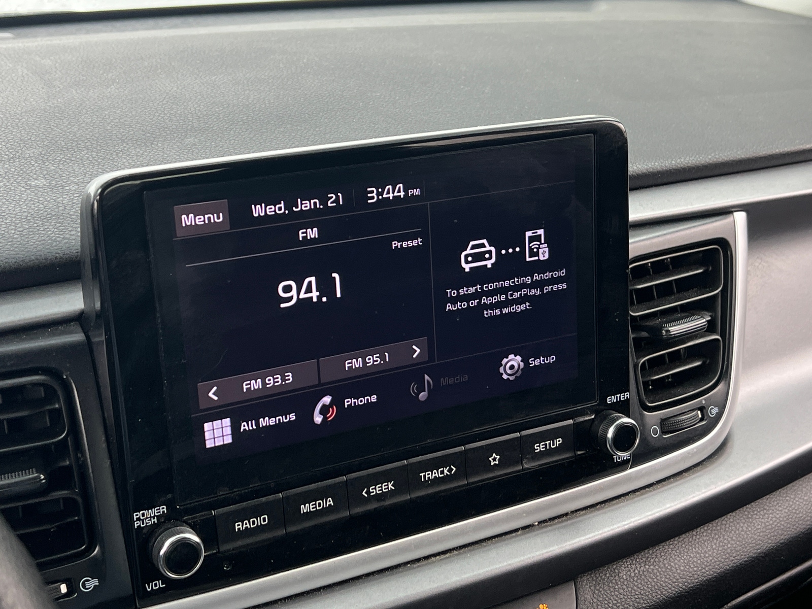 Thumbnail: 2021 Kia Rio - 4