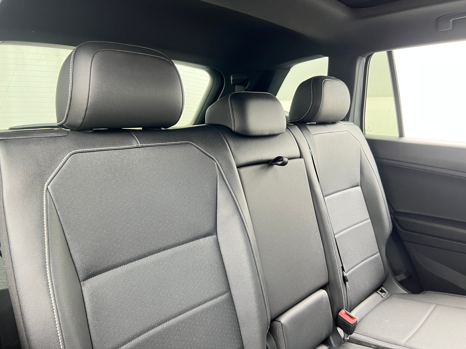 Thumbnail: 2021 Volkswagen Tiguan - 5