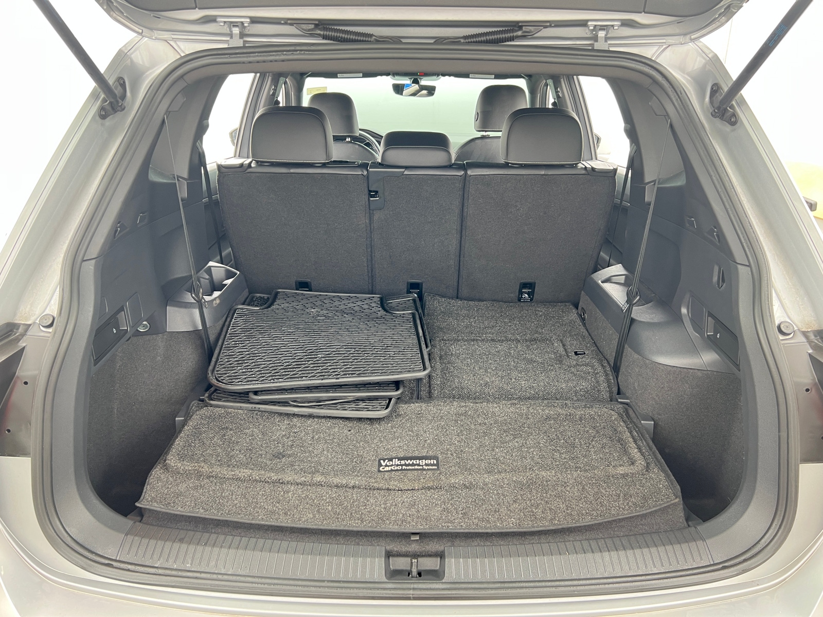 Thumbnail: 2021 Volkswagen Tiguan - 6