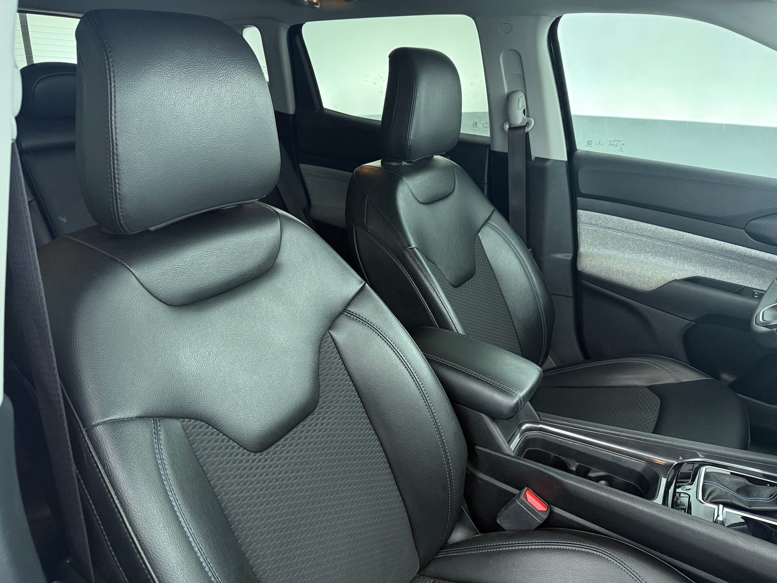 Thumbnail: 2022 Jeep Compass - 2