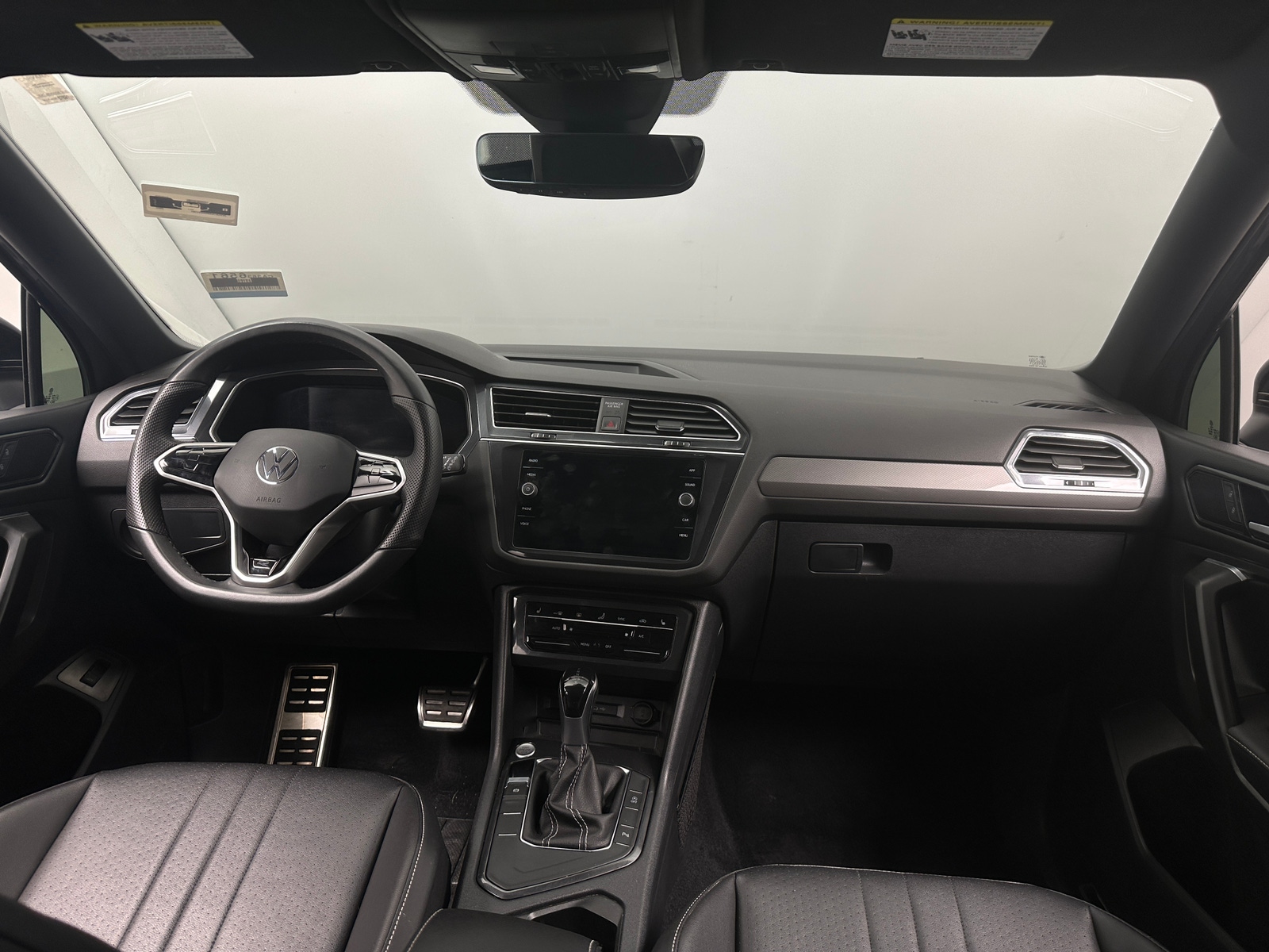 Thumbnail: 2022 Volkswagen Tiguan - 2