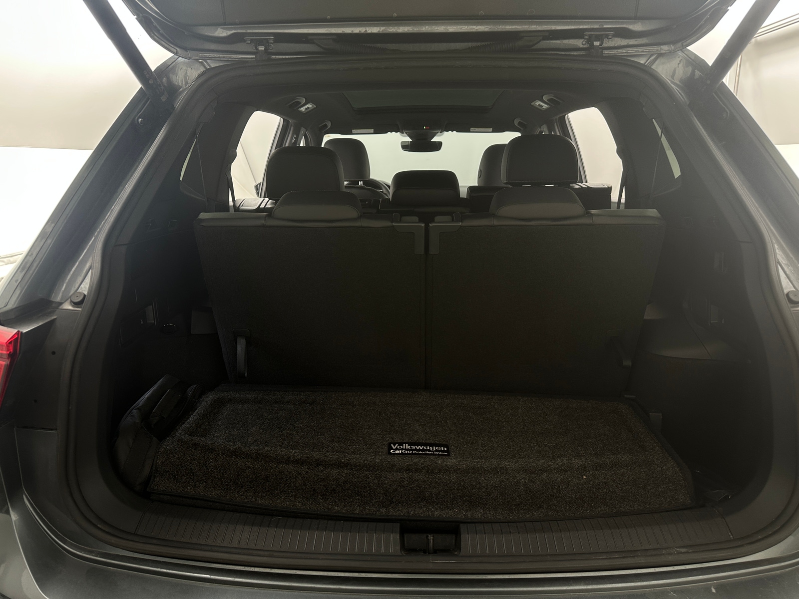 Thumbnail: 2022 Volkswagen Tiguan - 6