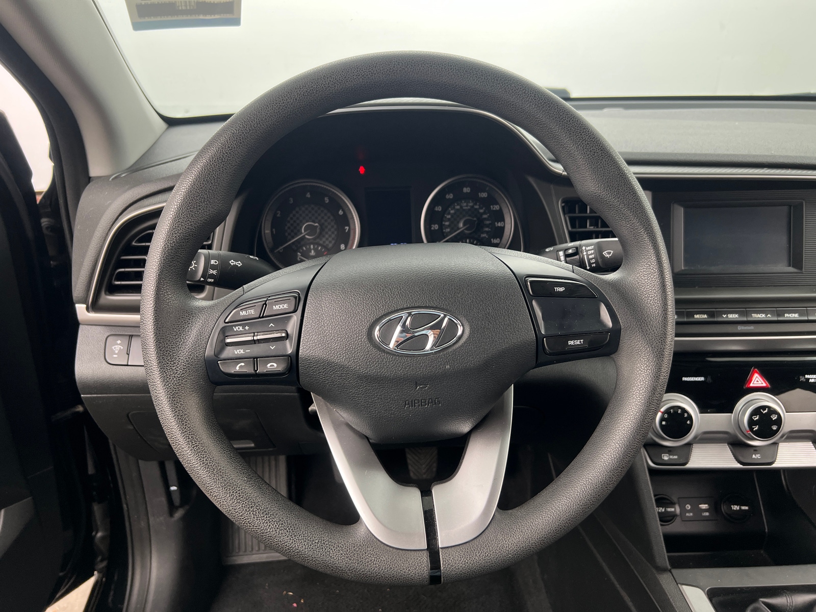 Thumbnail: 2019 Hyundai Elantra - 5